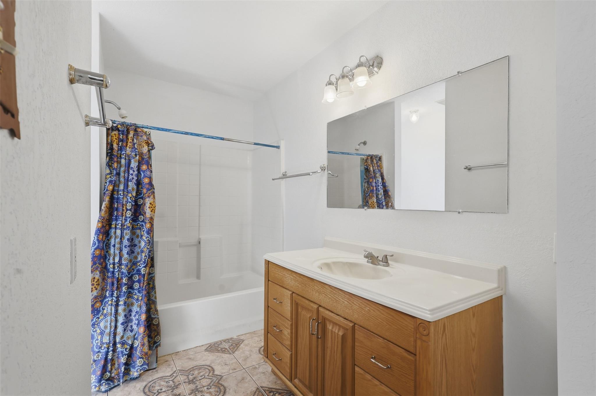 3834 Quail Hollow Drive
