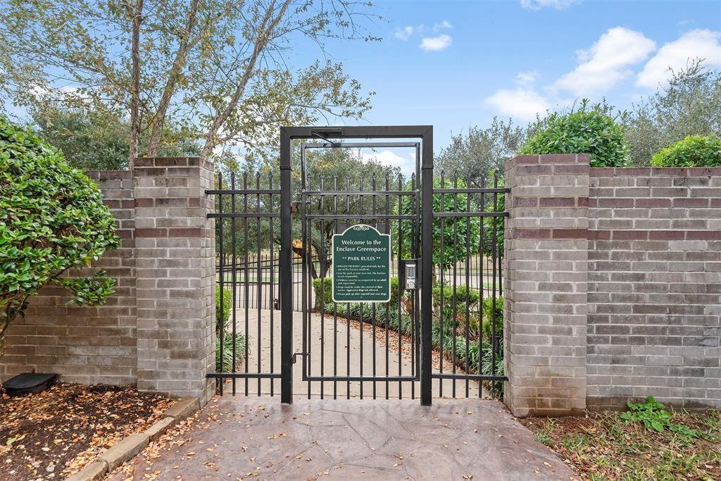 2135 Stacy Knoll