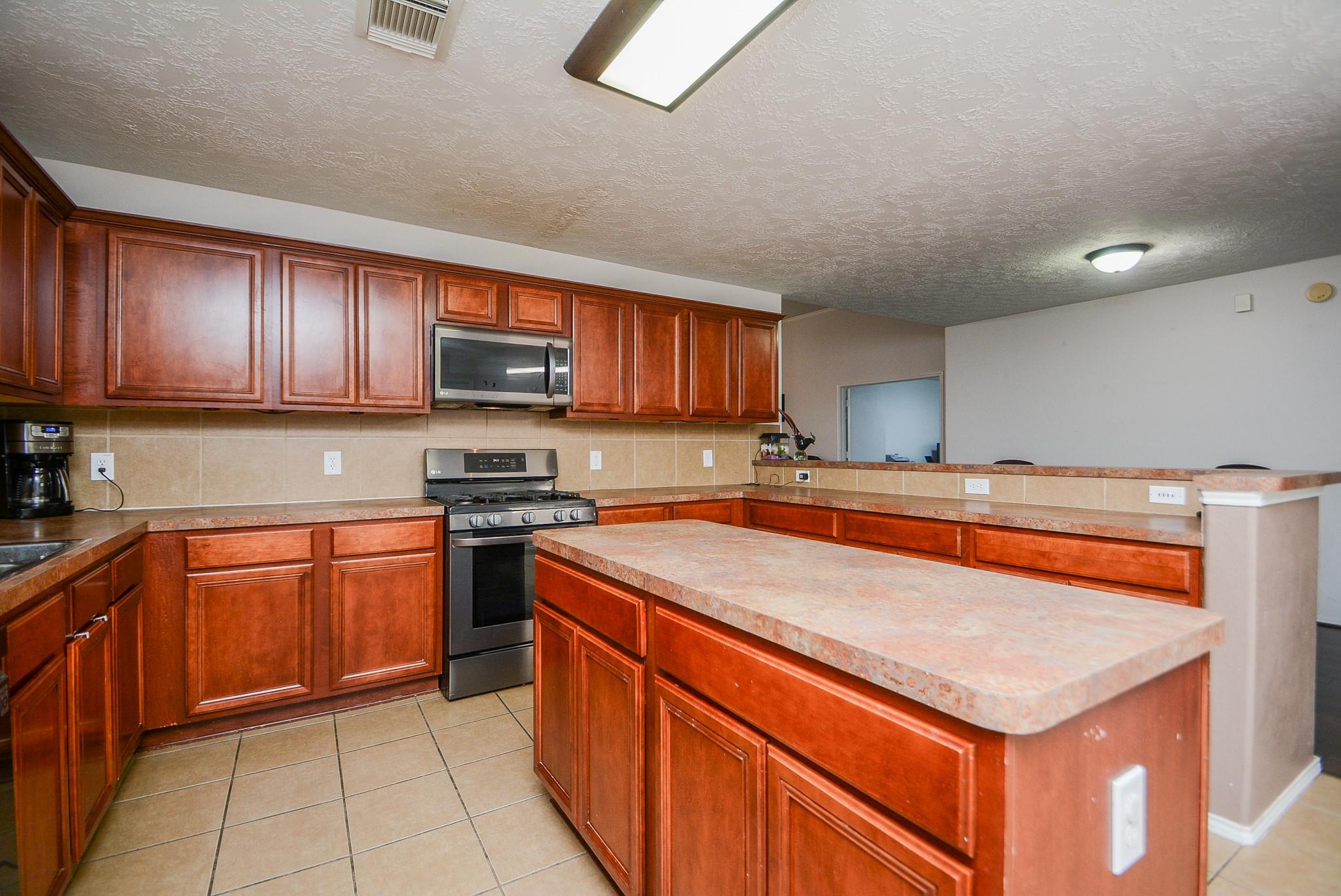 1907 Coverlea Court