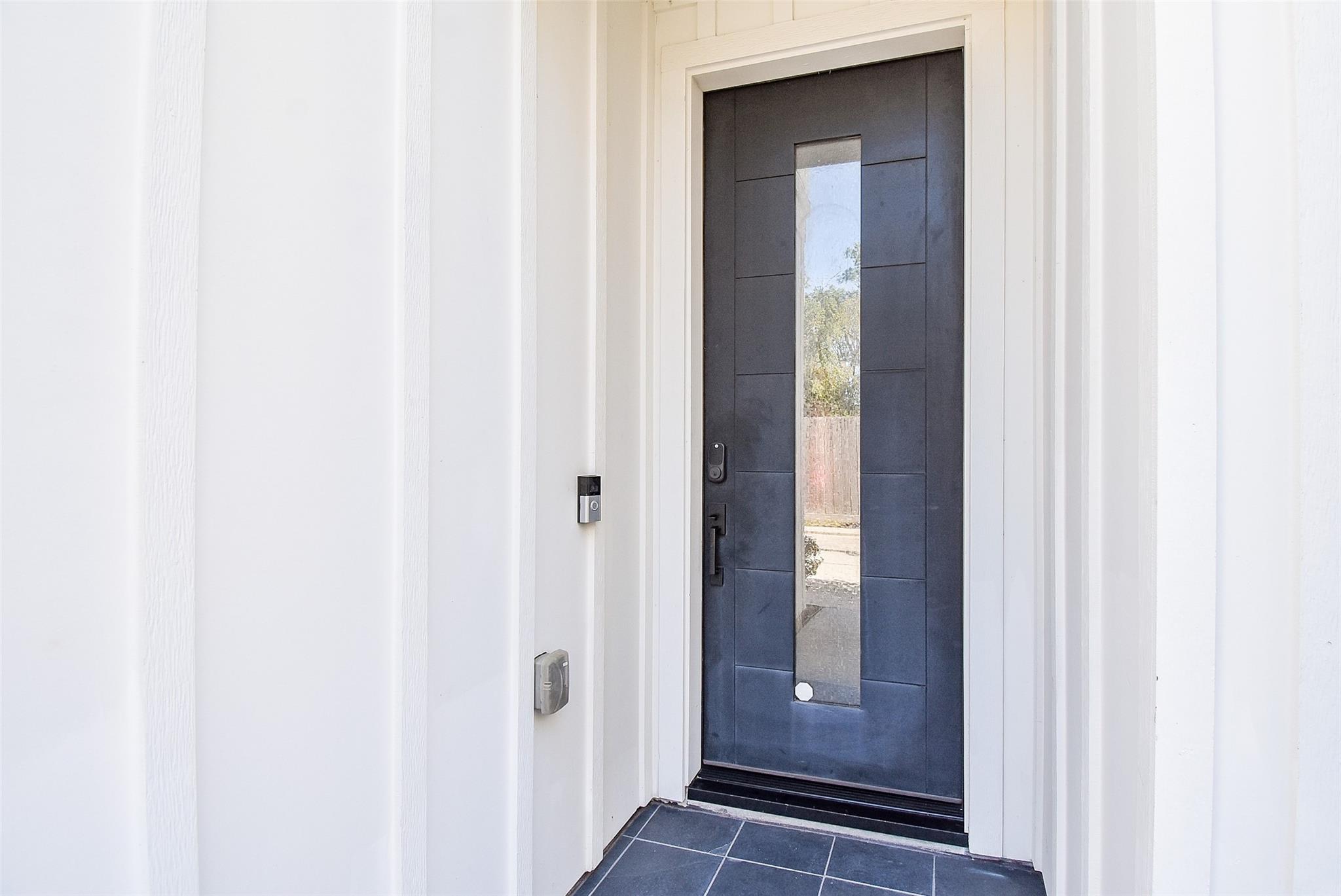 918 W 25th Street Unit: E