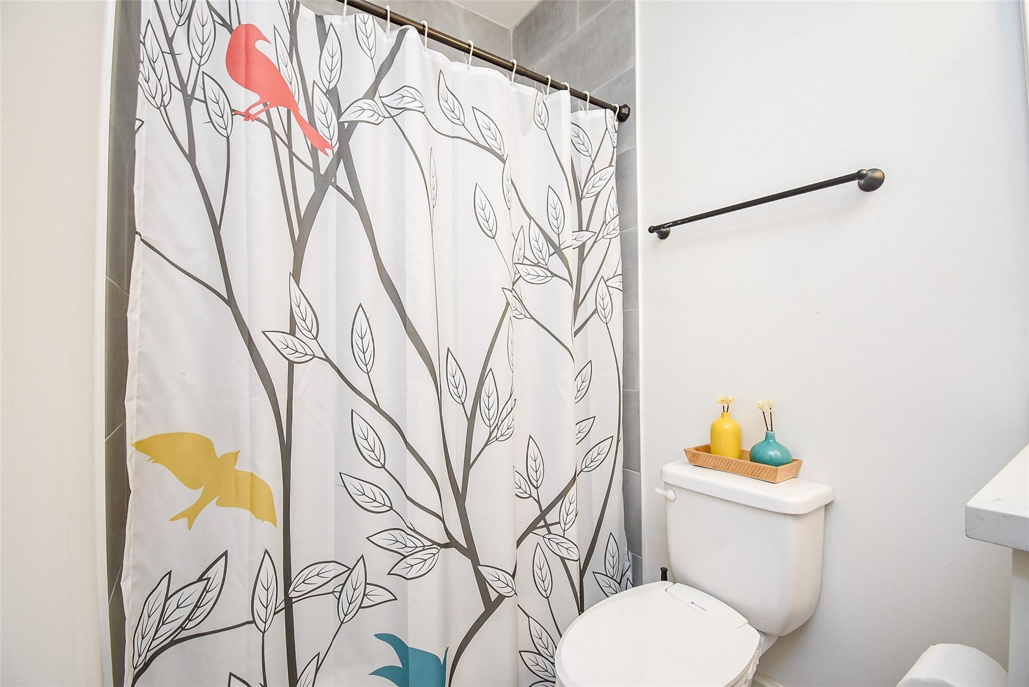 918 W 25th Street Unit: E