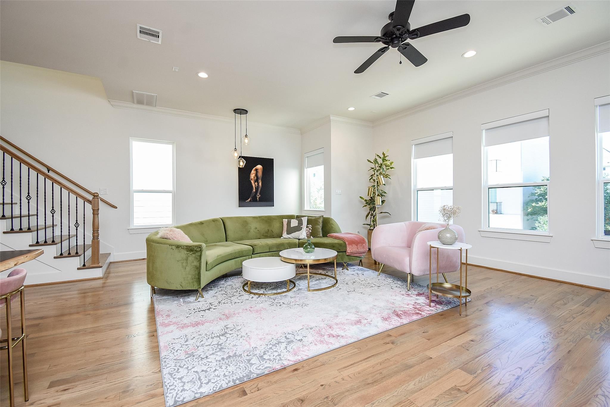 918 W 25th Street Unit: E