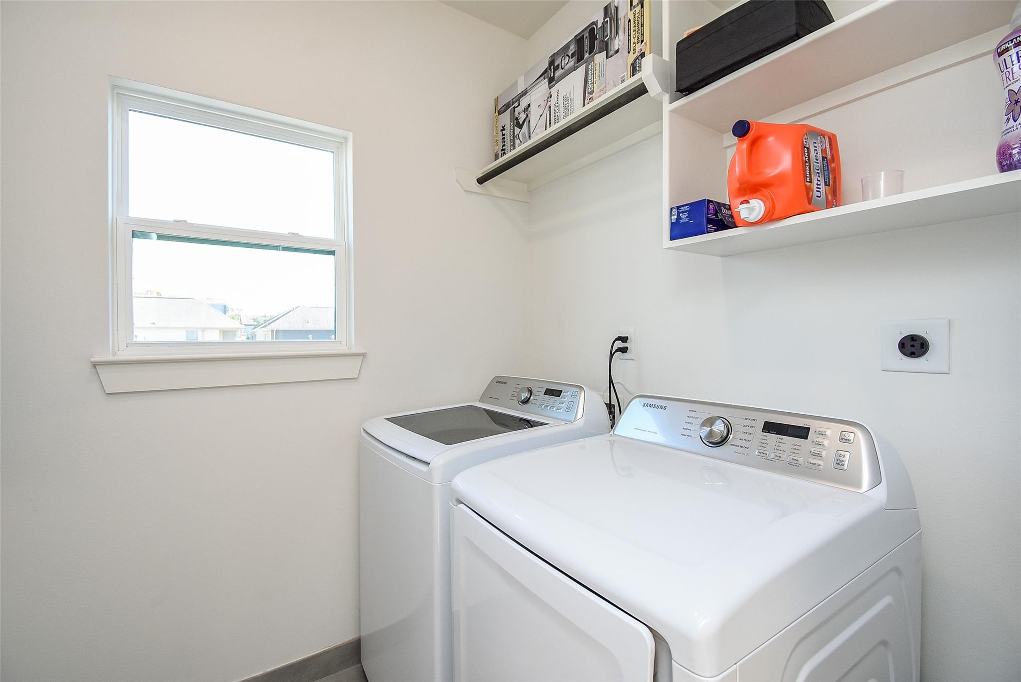 918 W 25th Street Unit: E