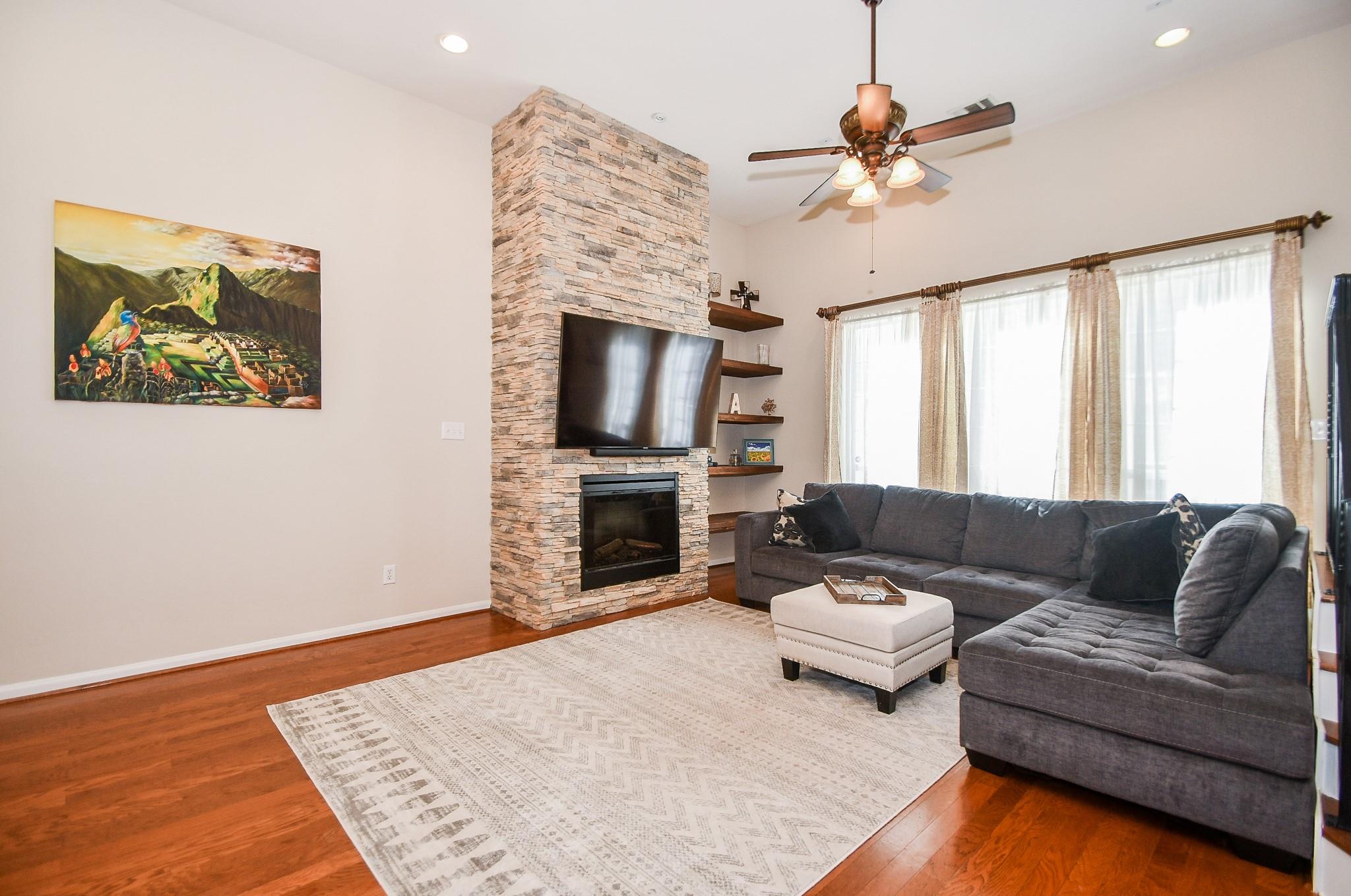 1129 W 15th 1/2 Street # B