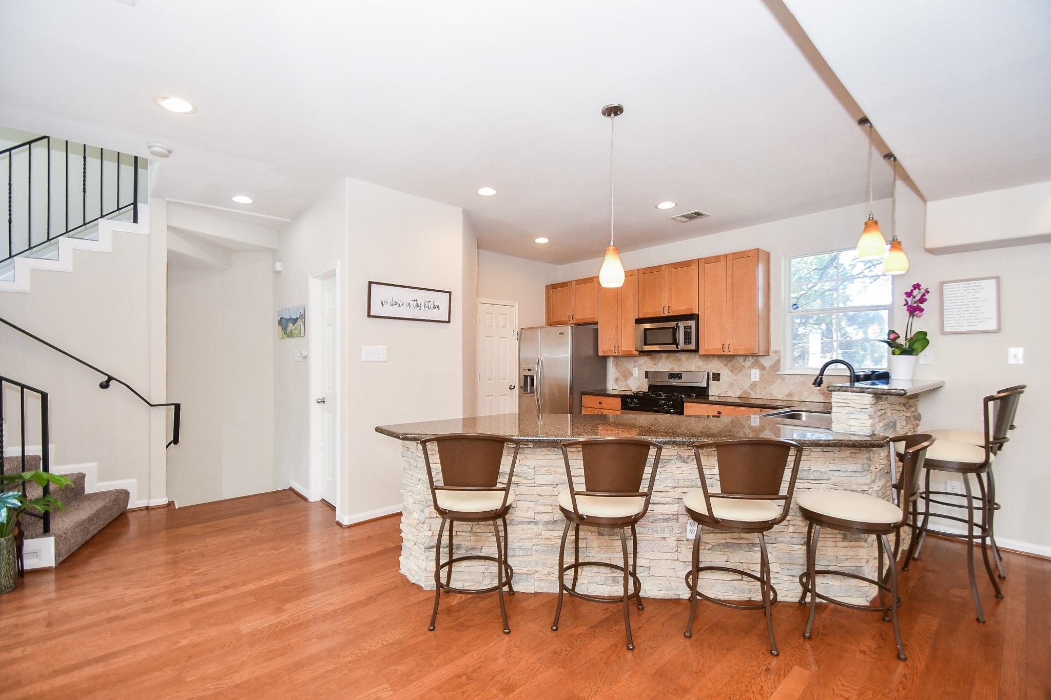 1129 W 15th 1/2 Street # B
