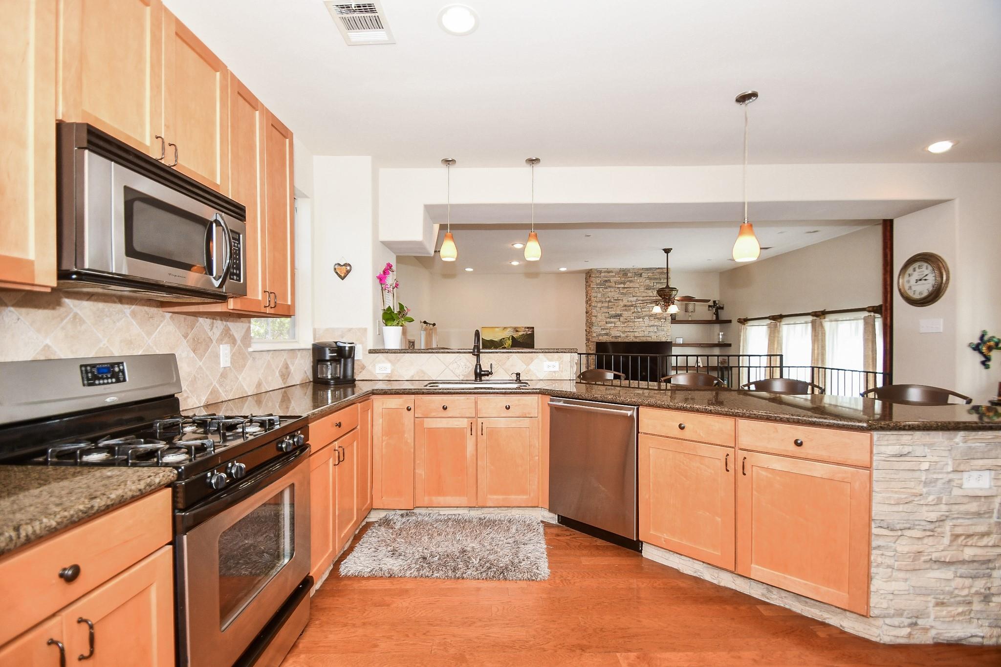 1129 W 15th 1/2 Street # B