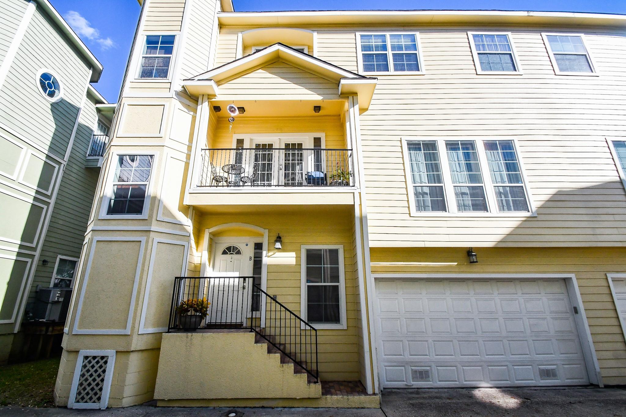1129 W 15th 1/2 Street # B