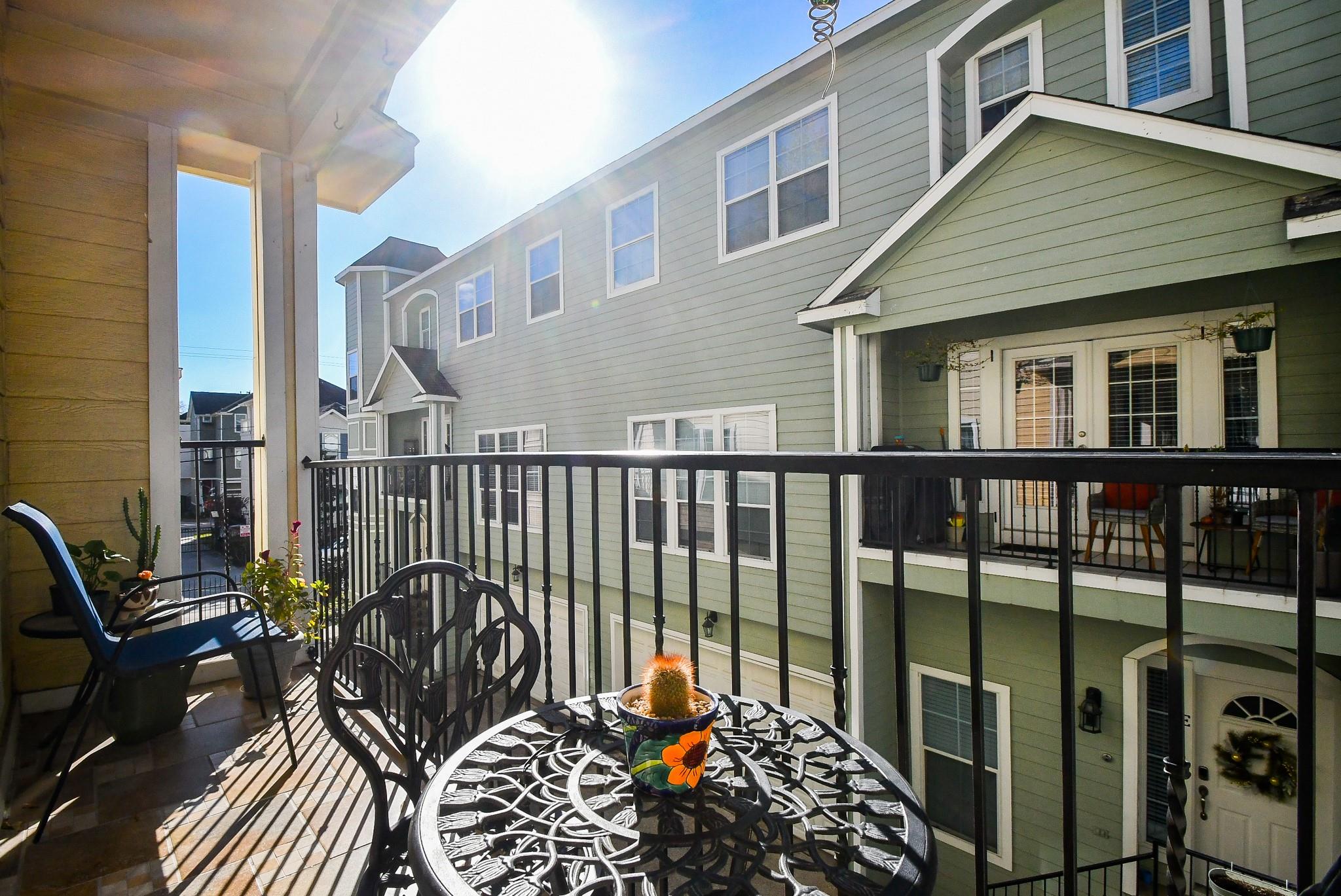 1129 W 15th 1/2 Street # B
