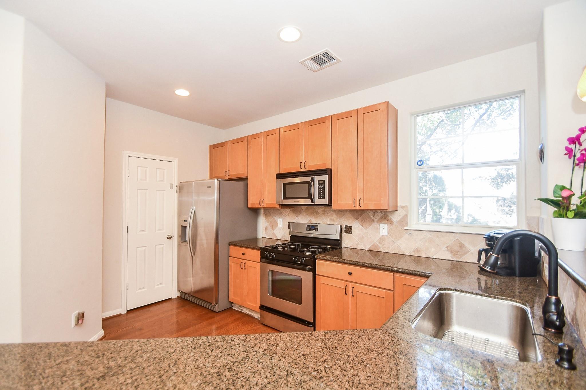 1129 W 15th 1/2 Street # B