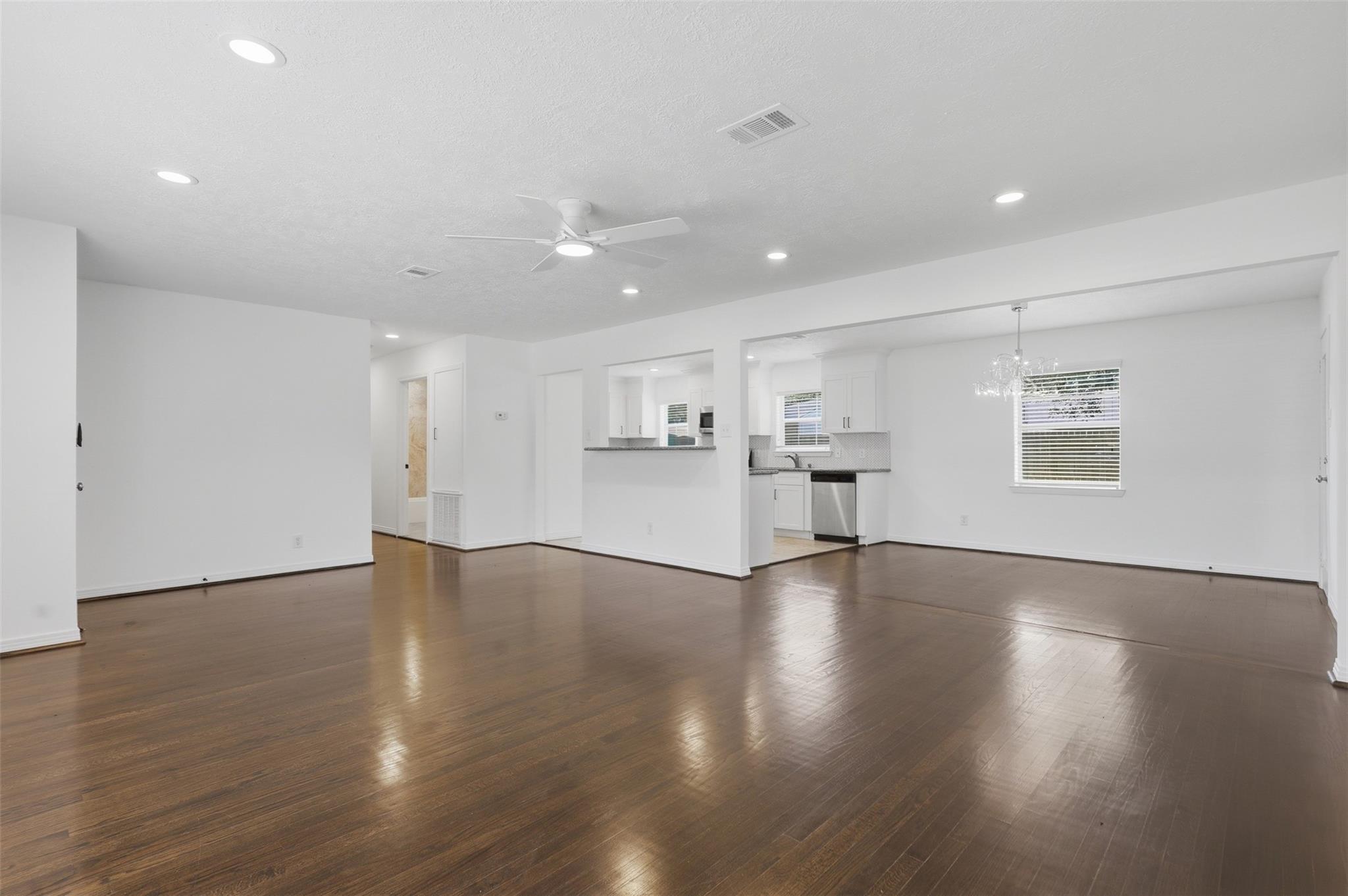 10033 Whiteside Lane