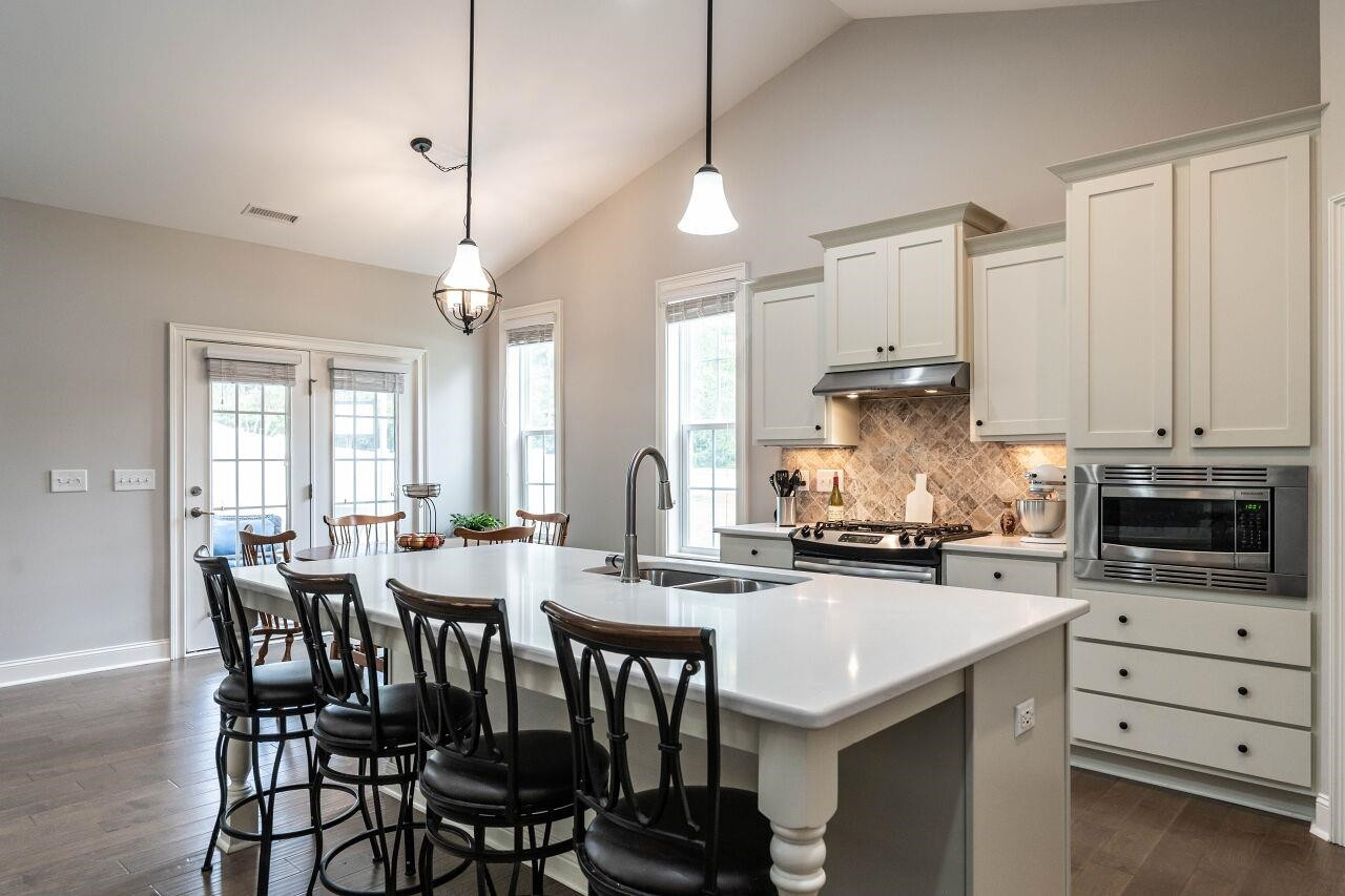 395 Apalachia Lake Drive