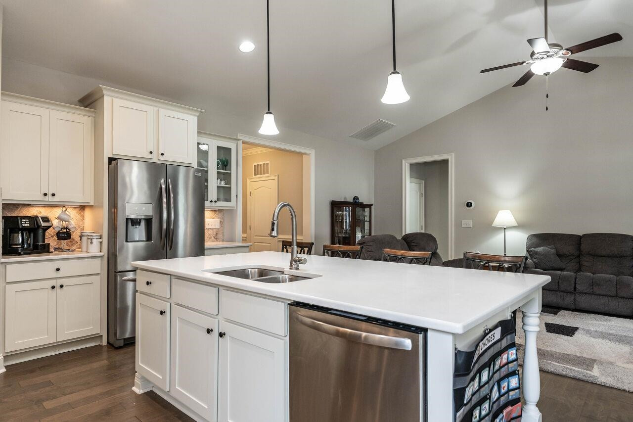 395 Apalachia Lake Drive