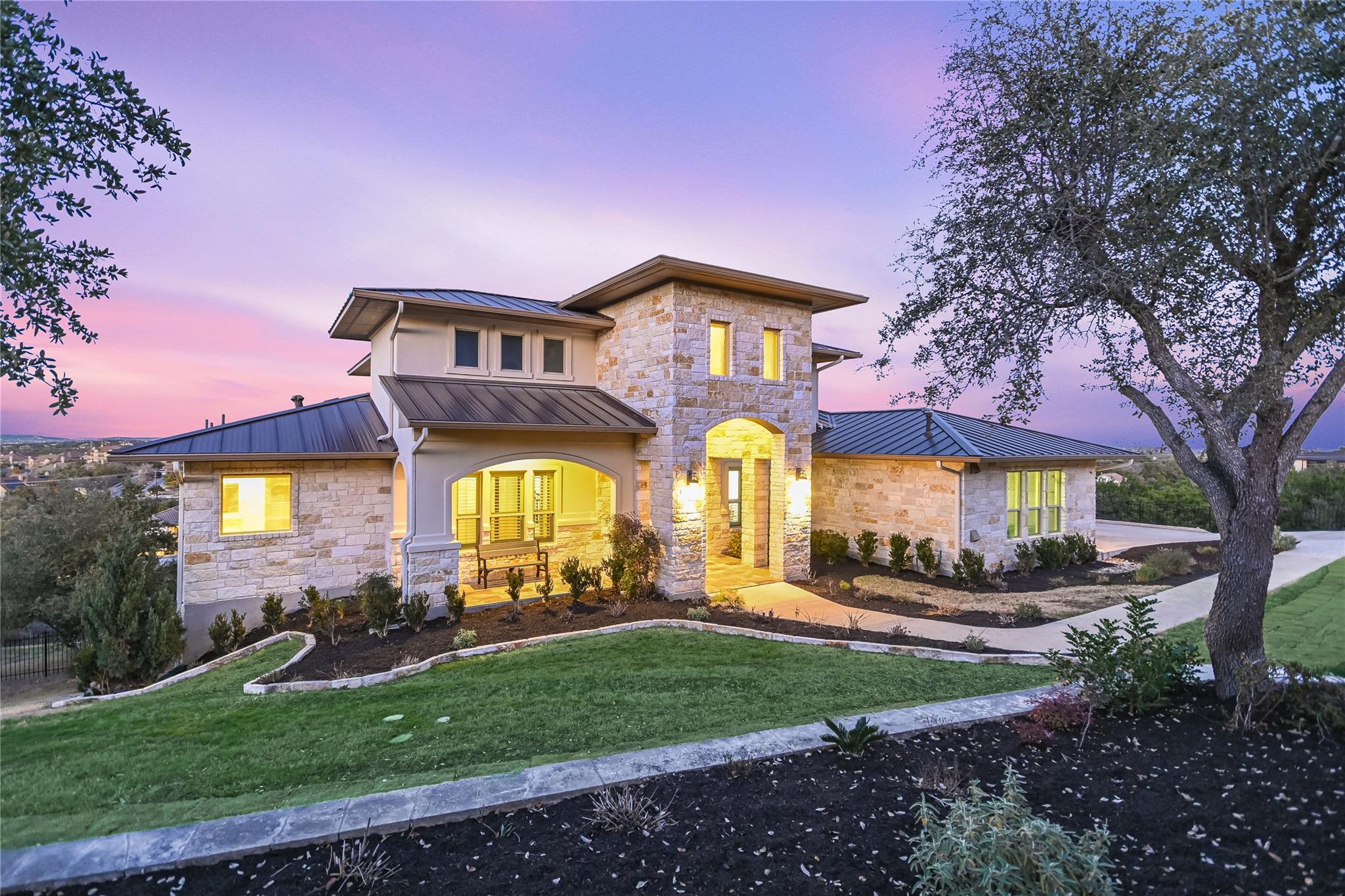 205 Palazza Alto DR, Austin
