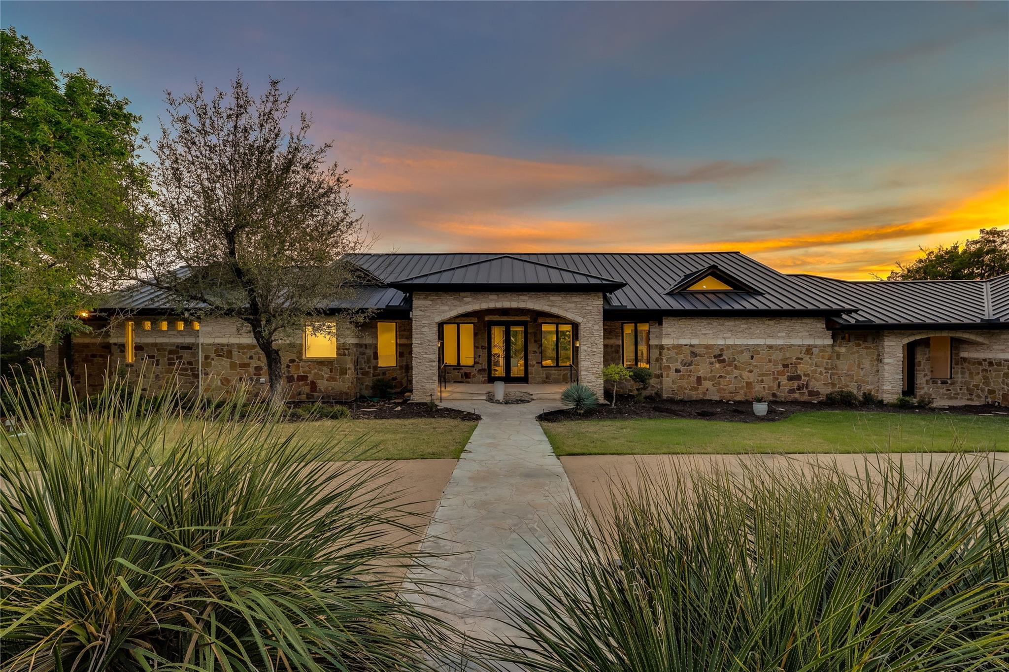 1016 Wild Basin Ledge