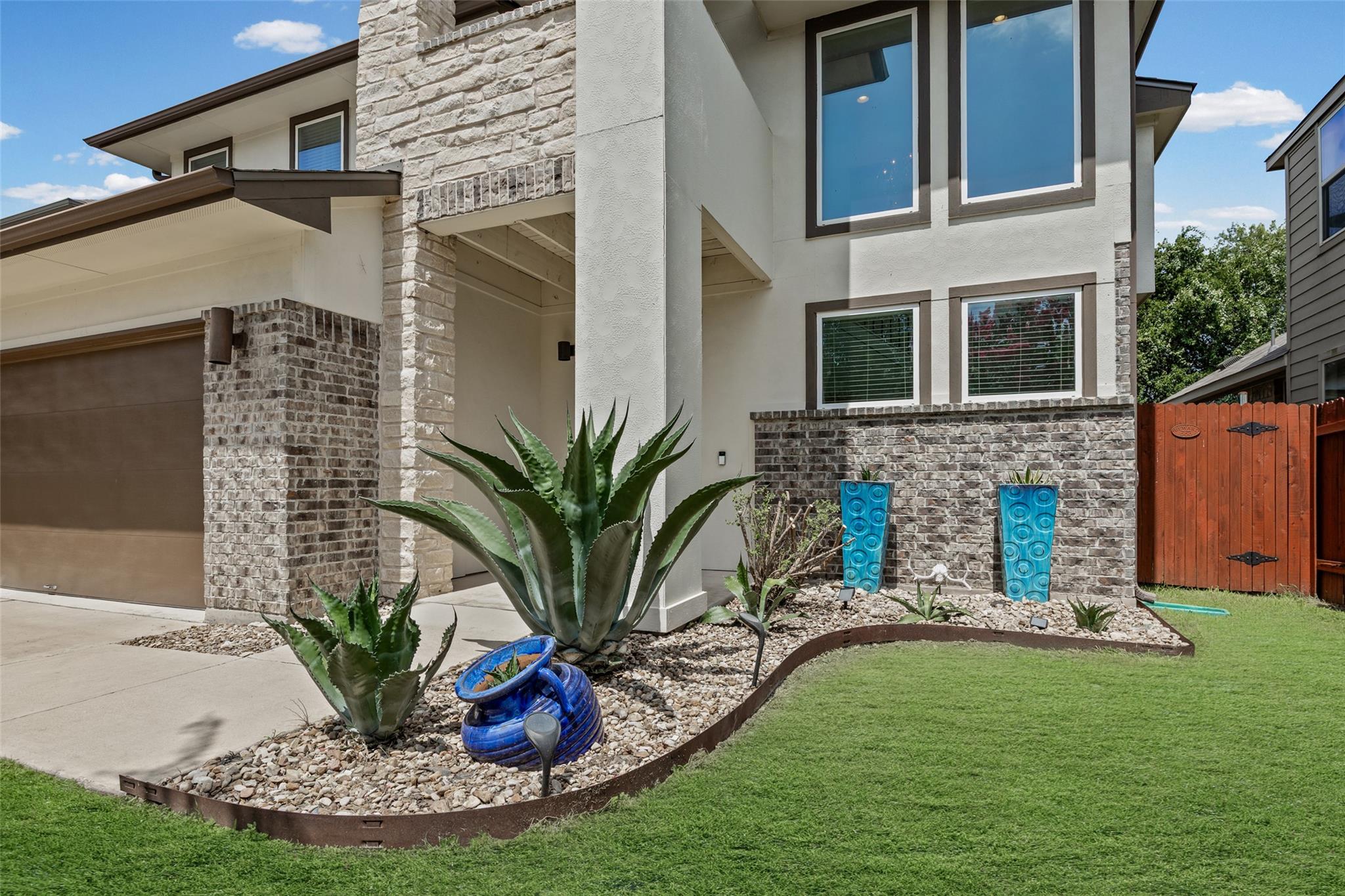 6717 Alleyton DR