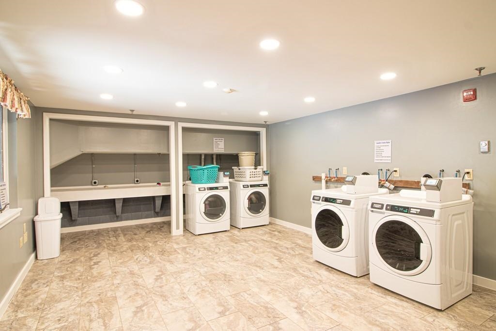 131 Lake Street Unit: 301