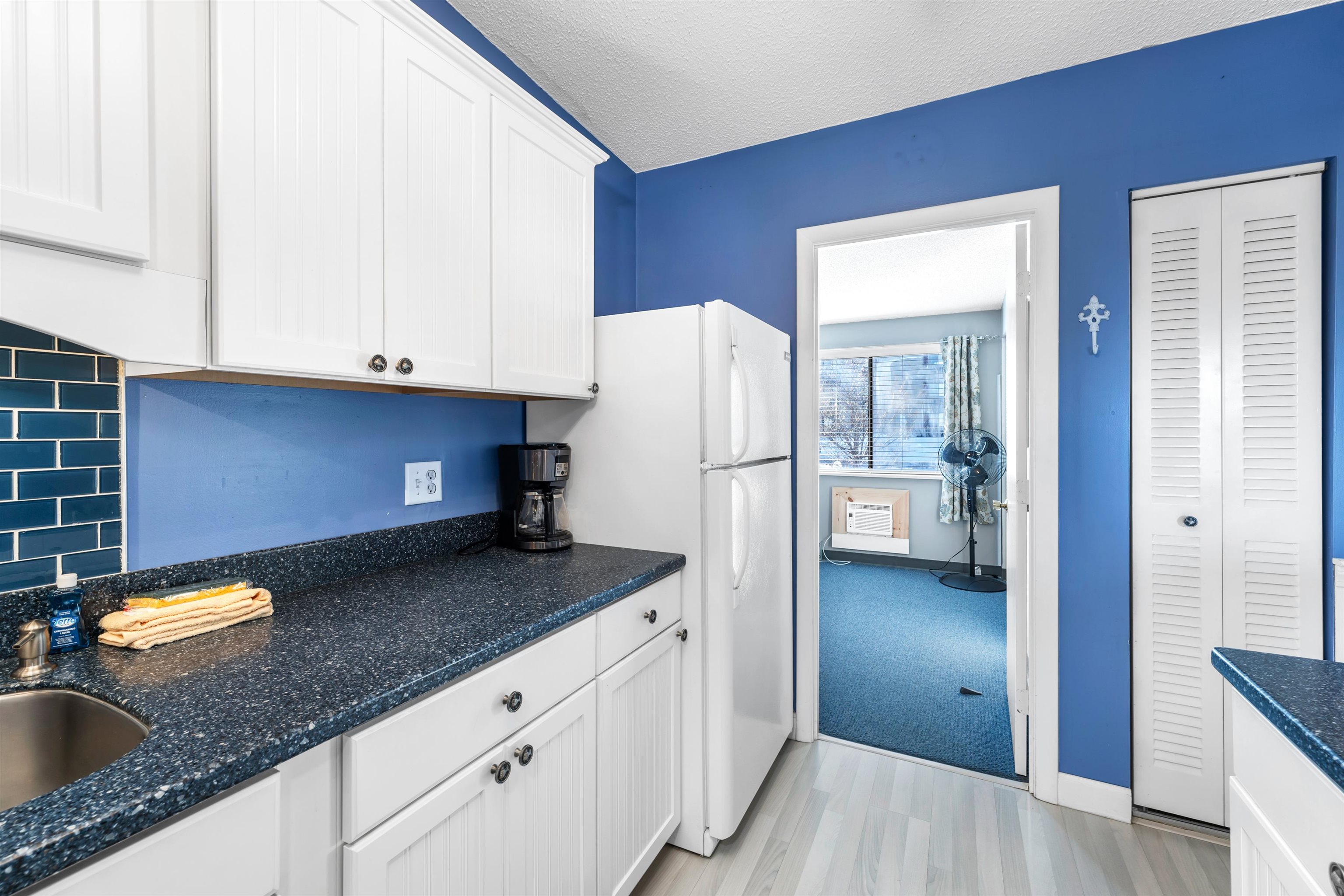 75 Treetop Circle Unit: 33