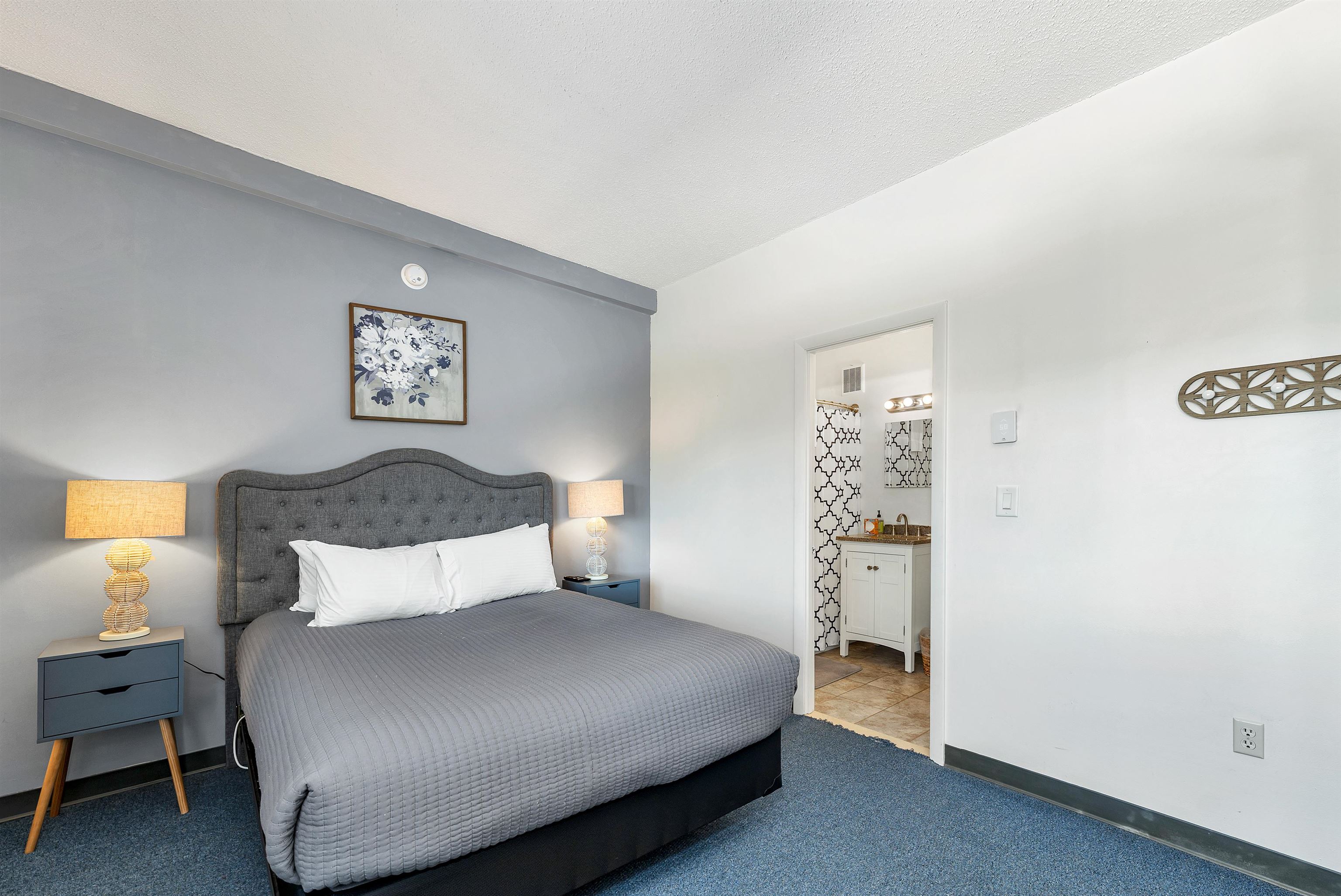 75 Treetop Circle Unit: 33