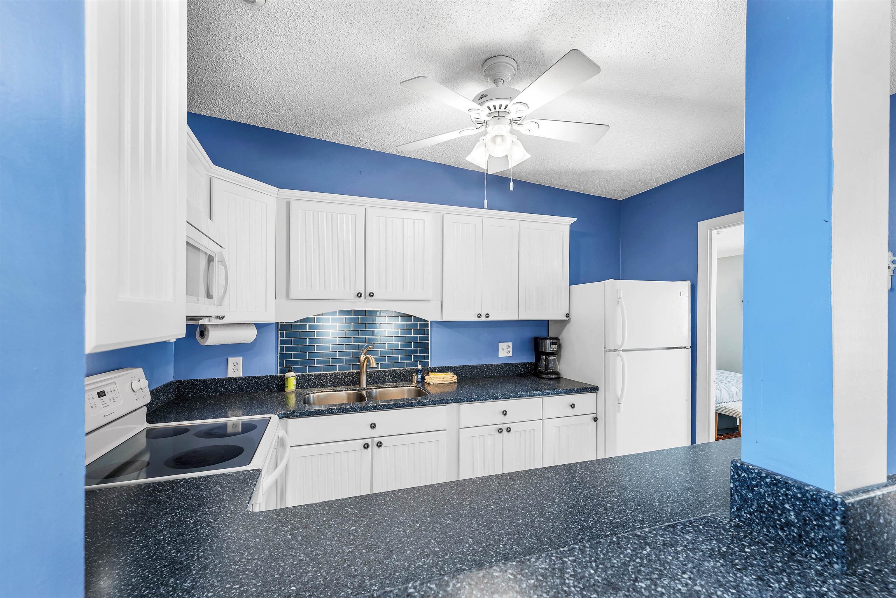 75 Treetop Circle Unit: 33