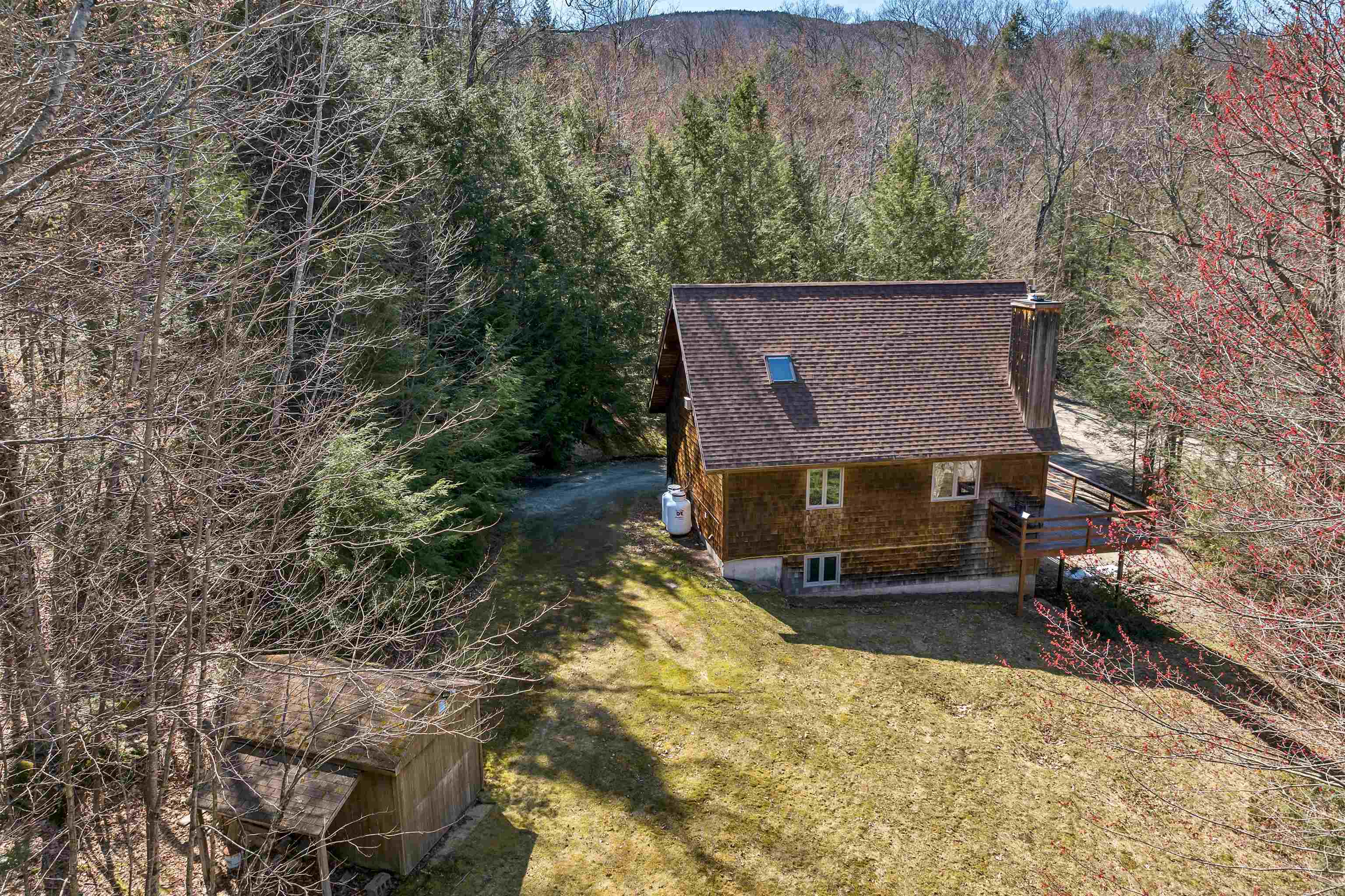4 Brookside Road