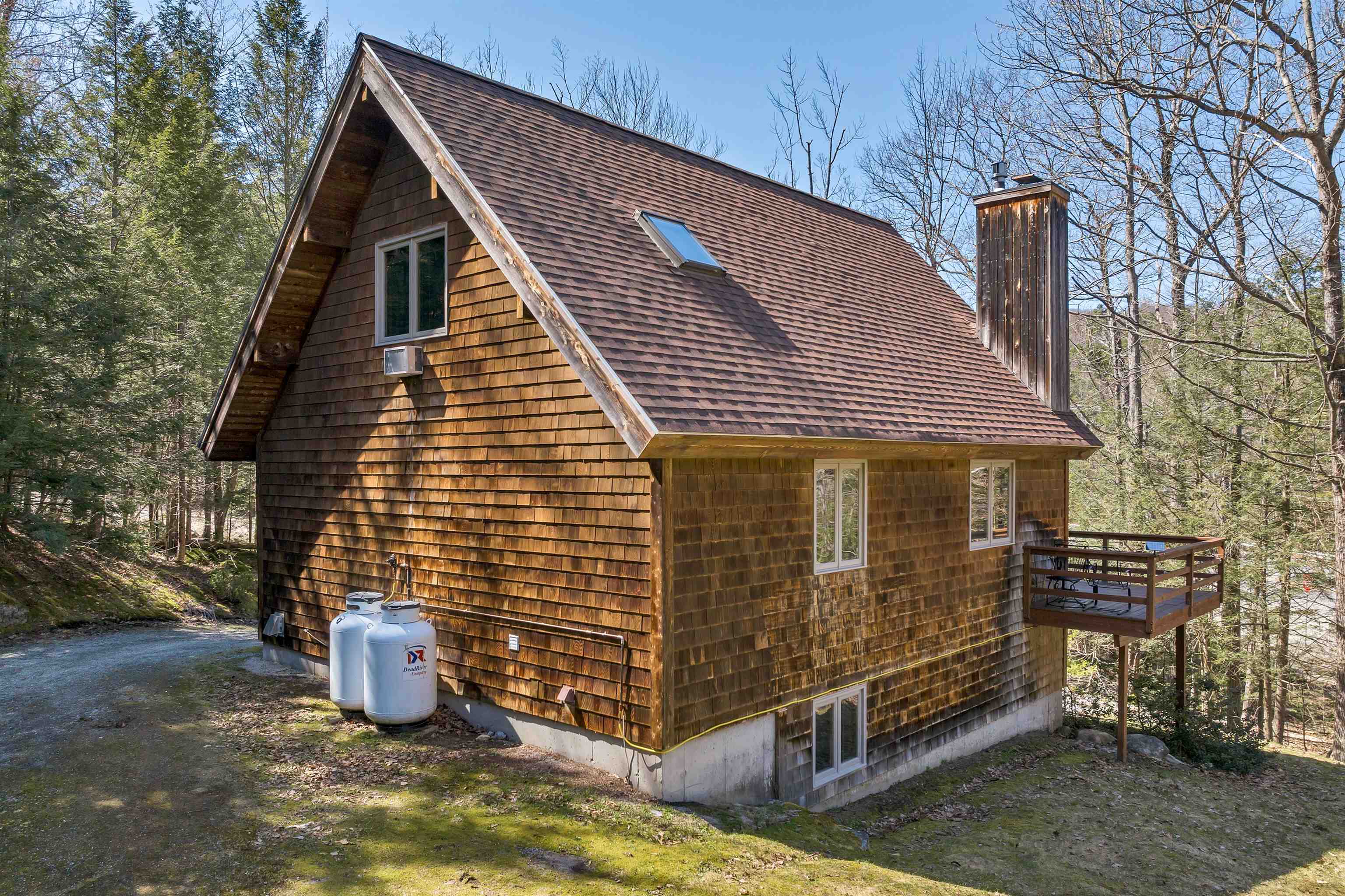 4 Brookside Road