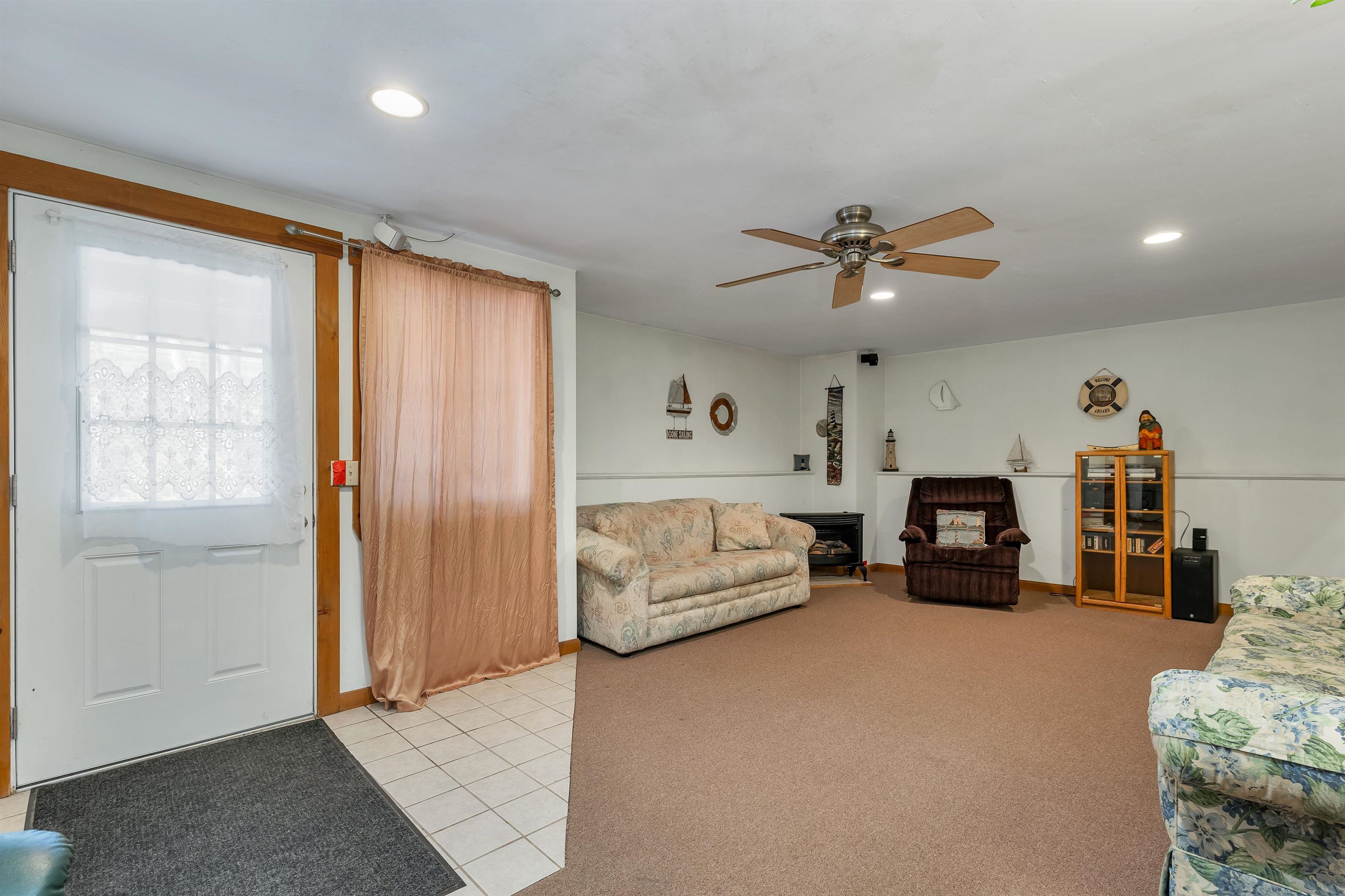 4 Brookside Road