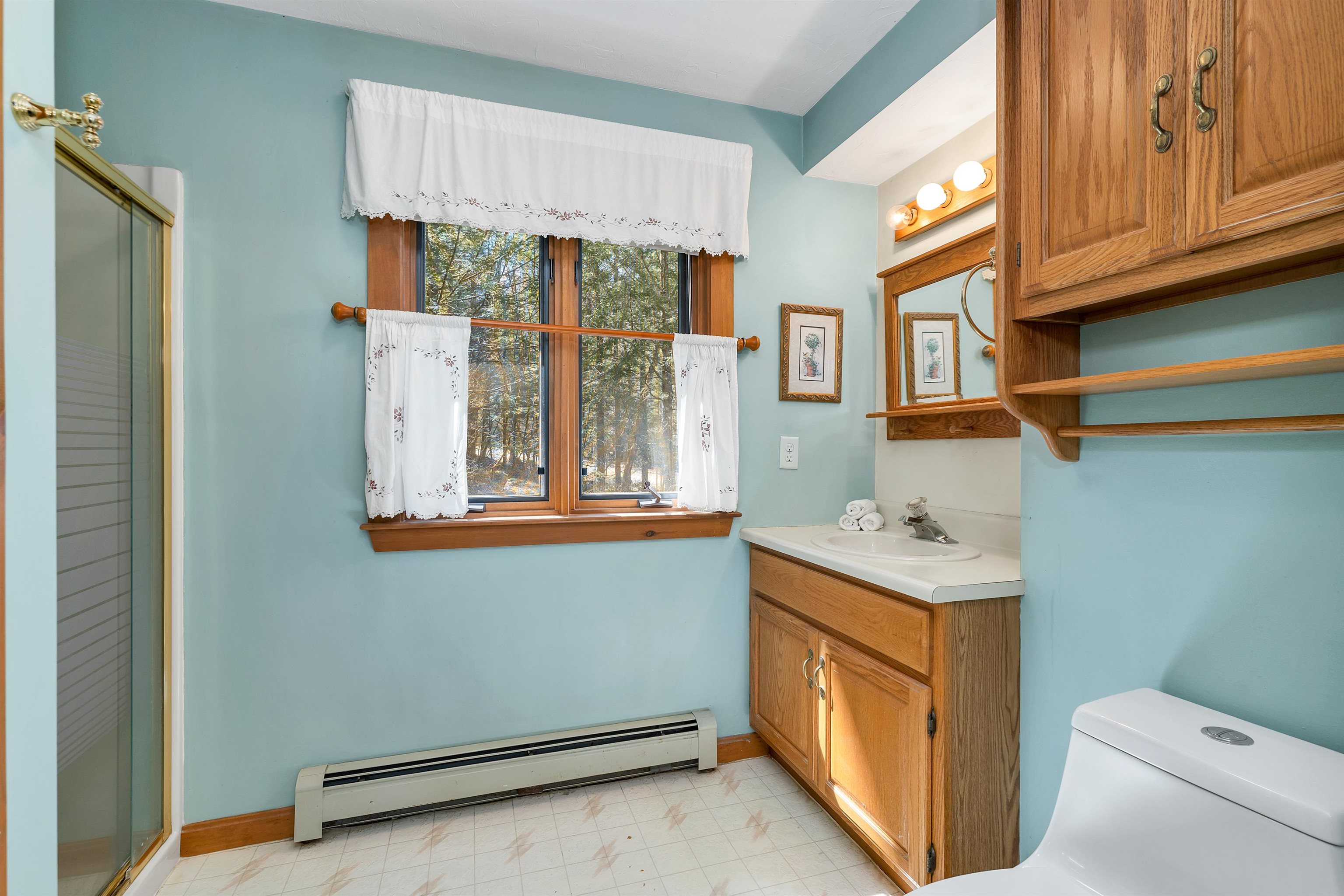 4 Brookside Road