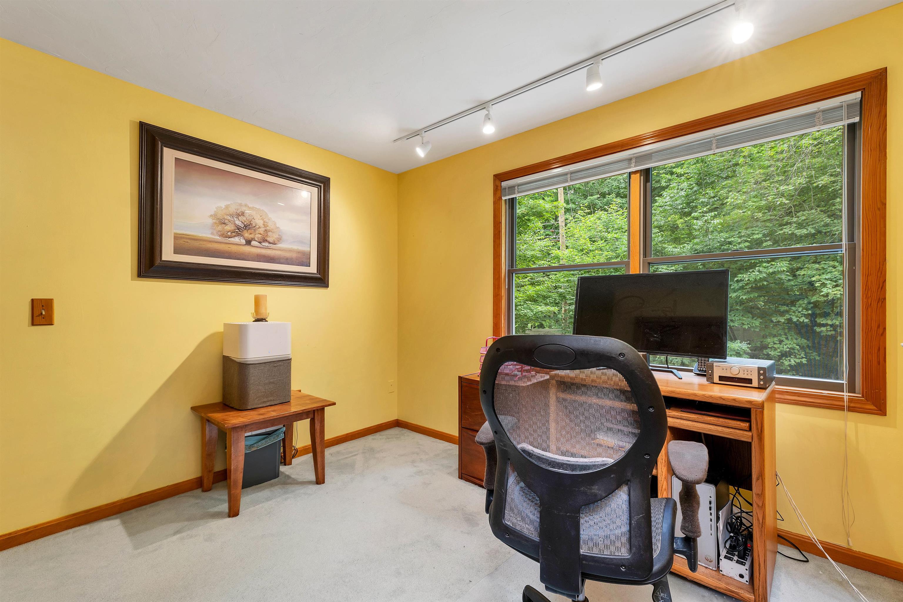 22 Nestledown Drive Unit: # A