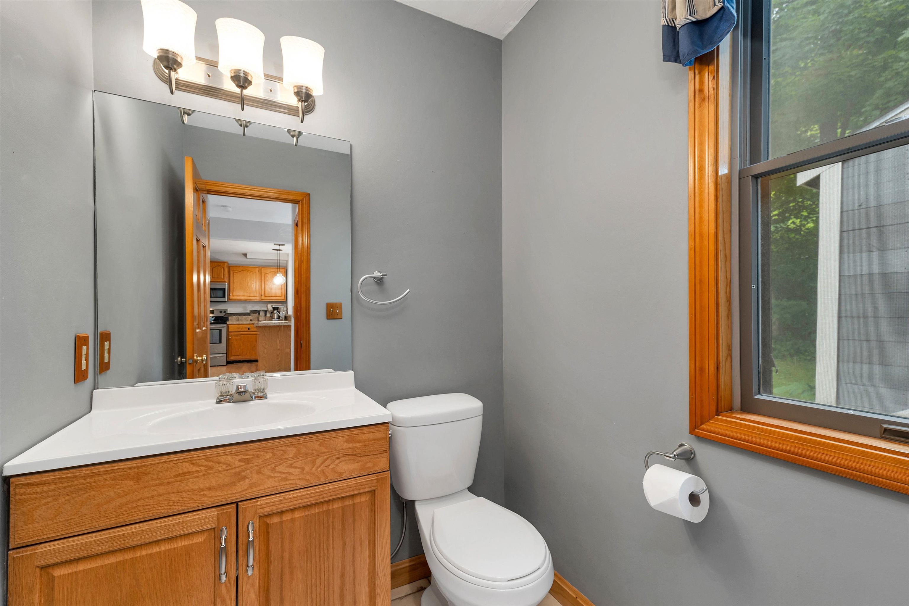 22 Nestledown Drive Unit: # A