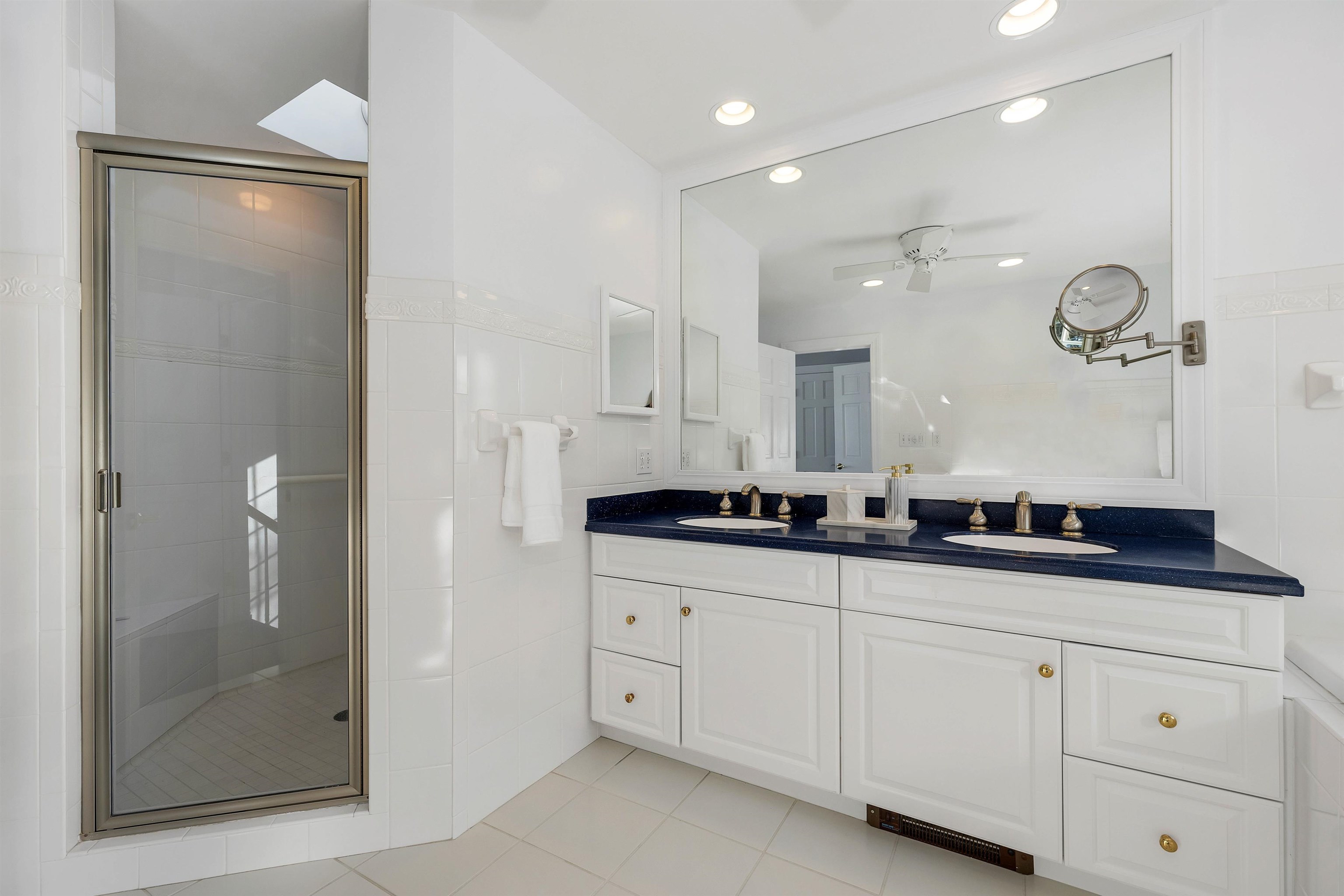 122 Pipers Point Lane