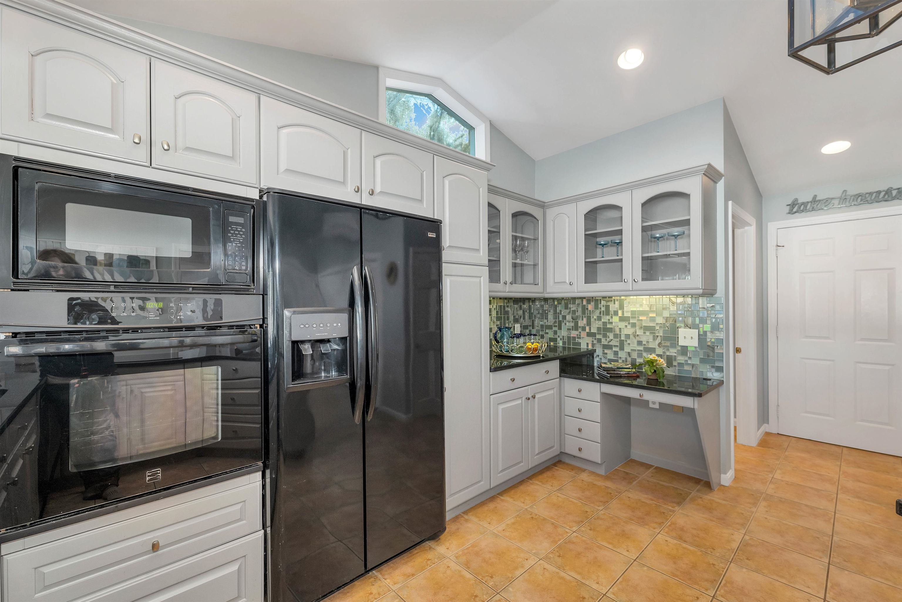 122 Pipers Point Lane