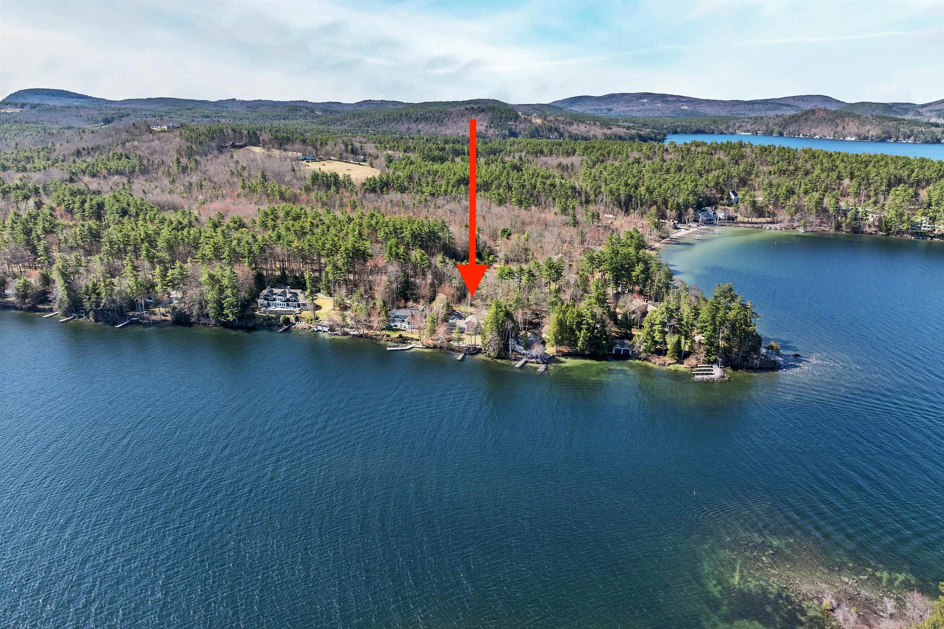 122 Pipers Point Lane