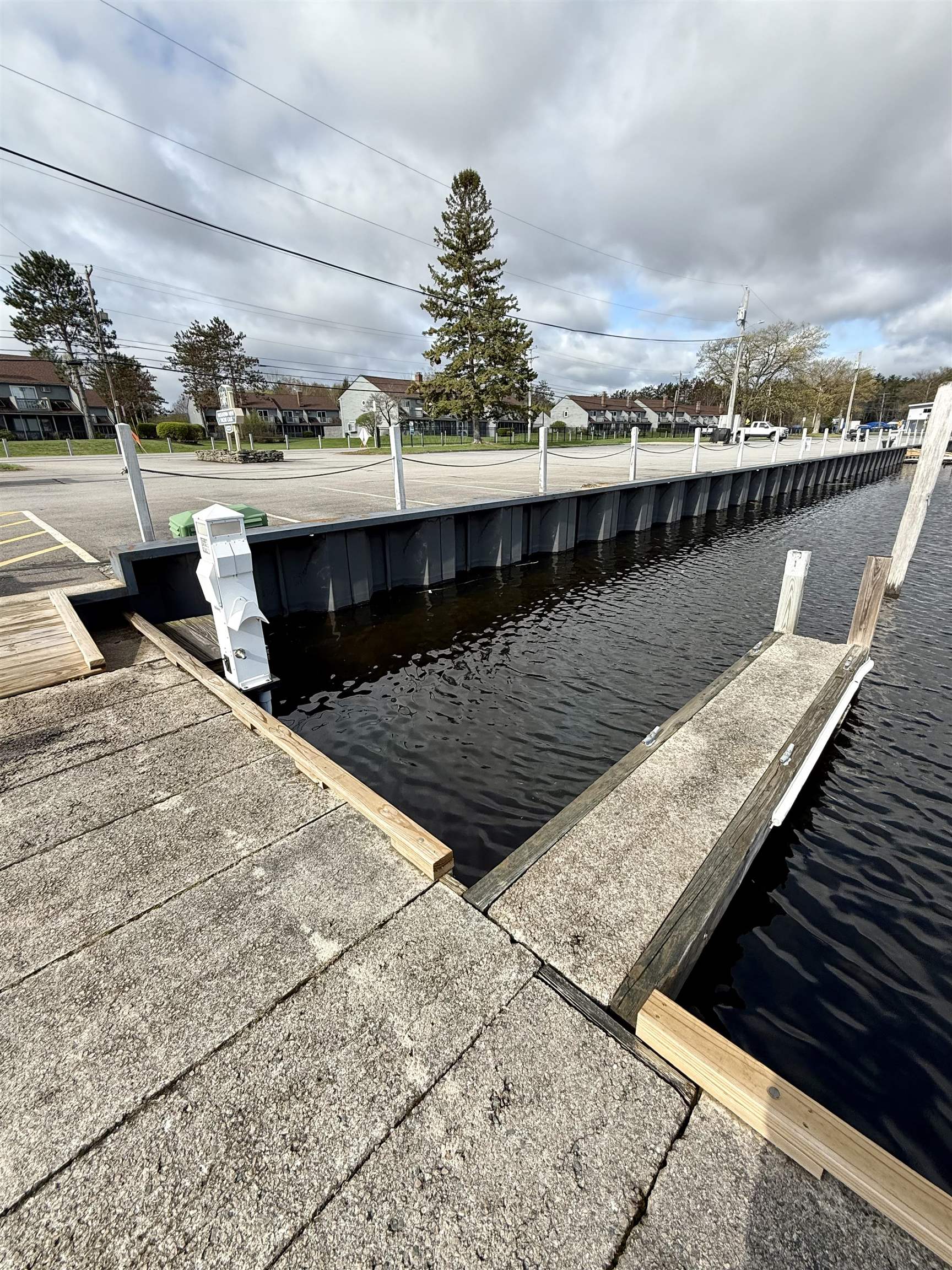 73 Weirs Road Unit: E-1