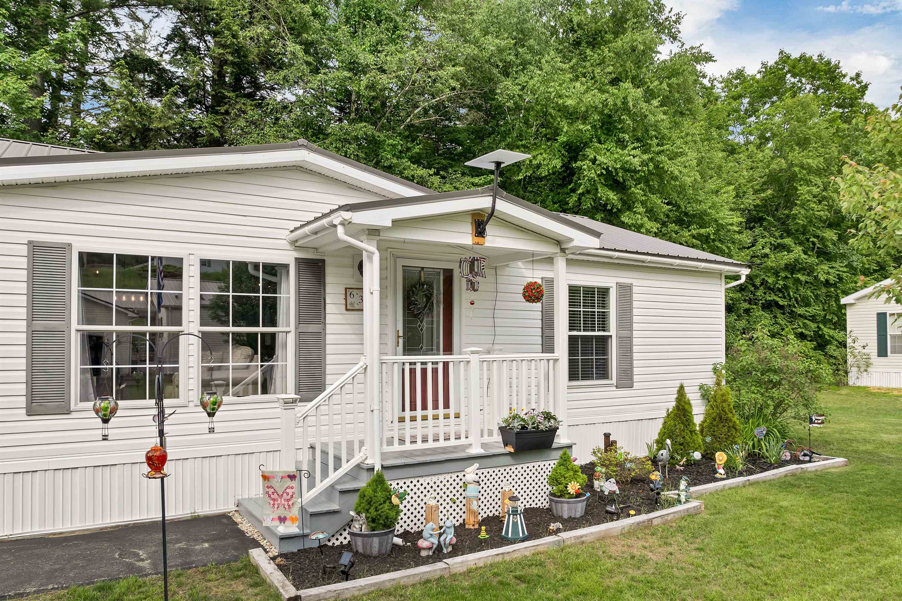 638 Benton Drive