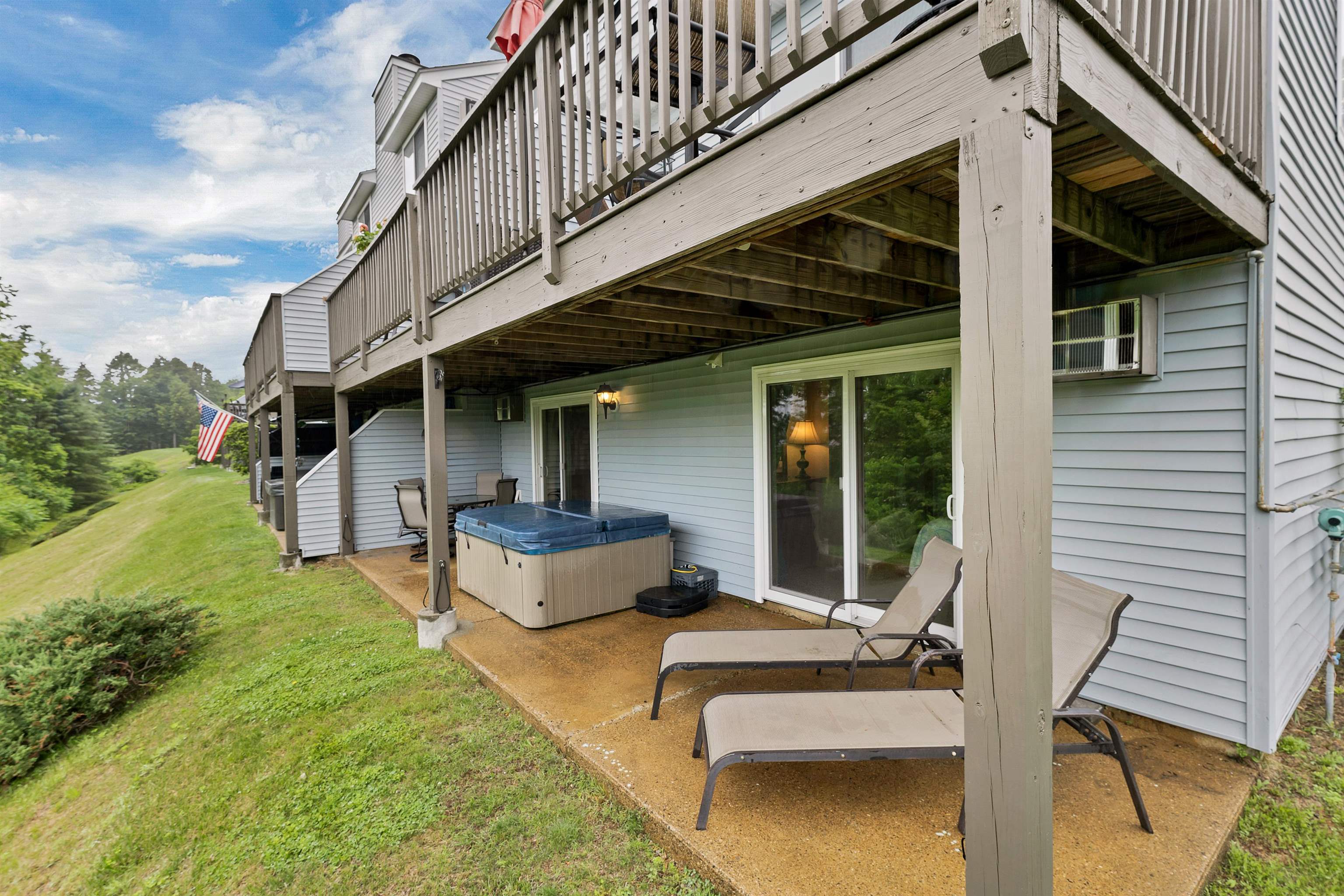 53 Evergreens Drive Unit: 3