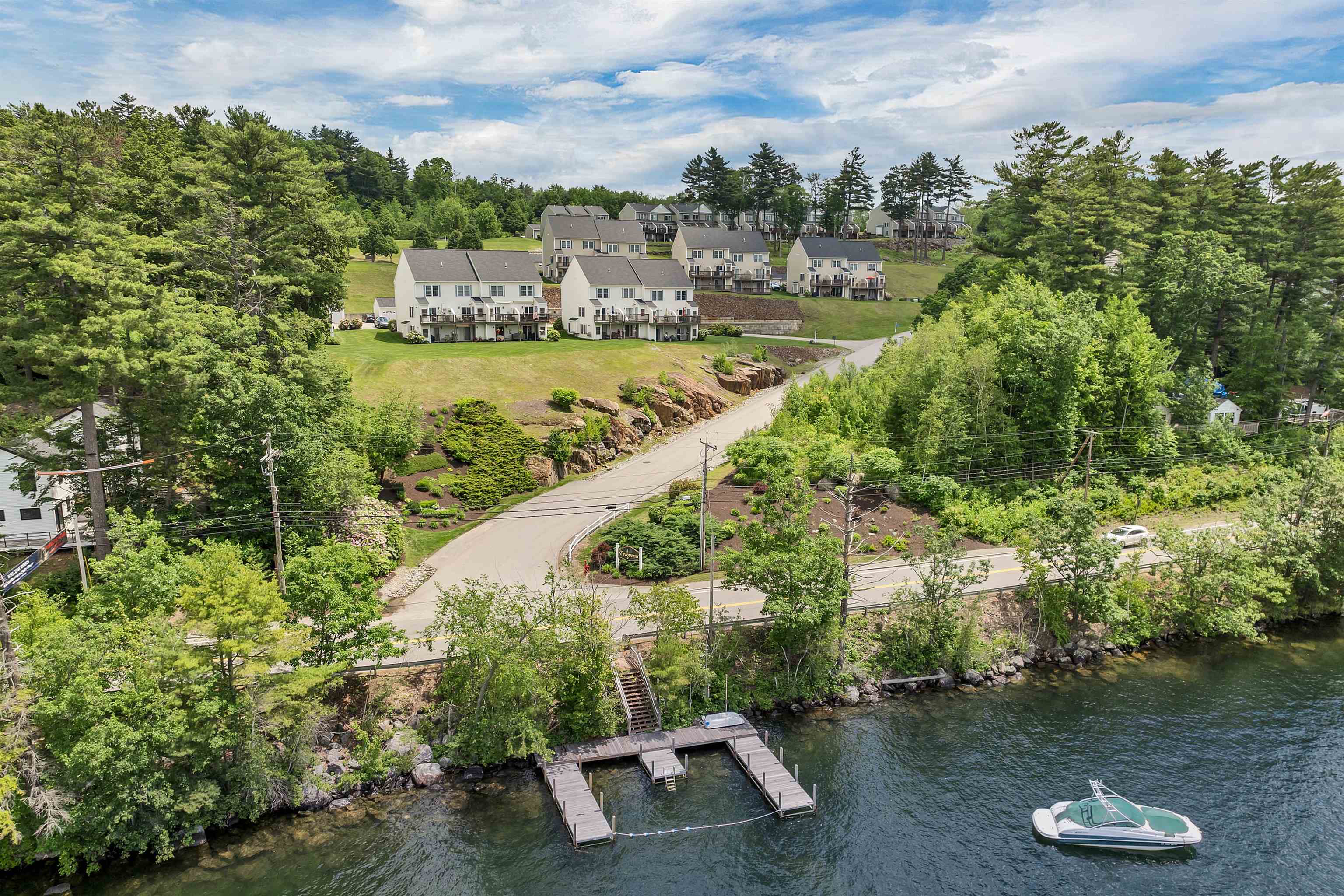 53 Evergreens Drive Unit: 3