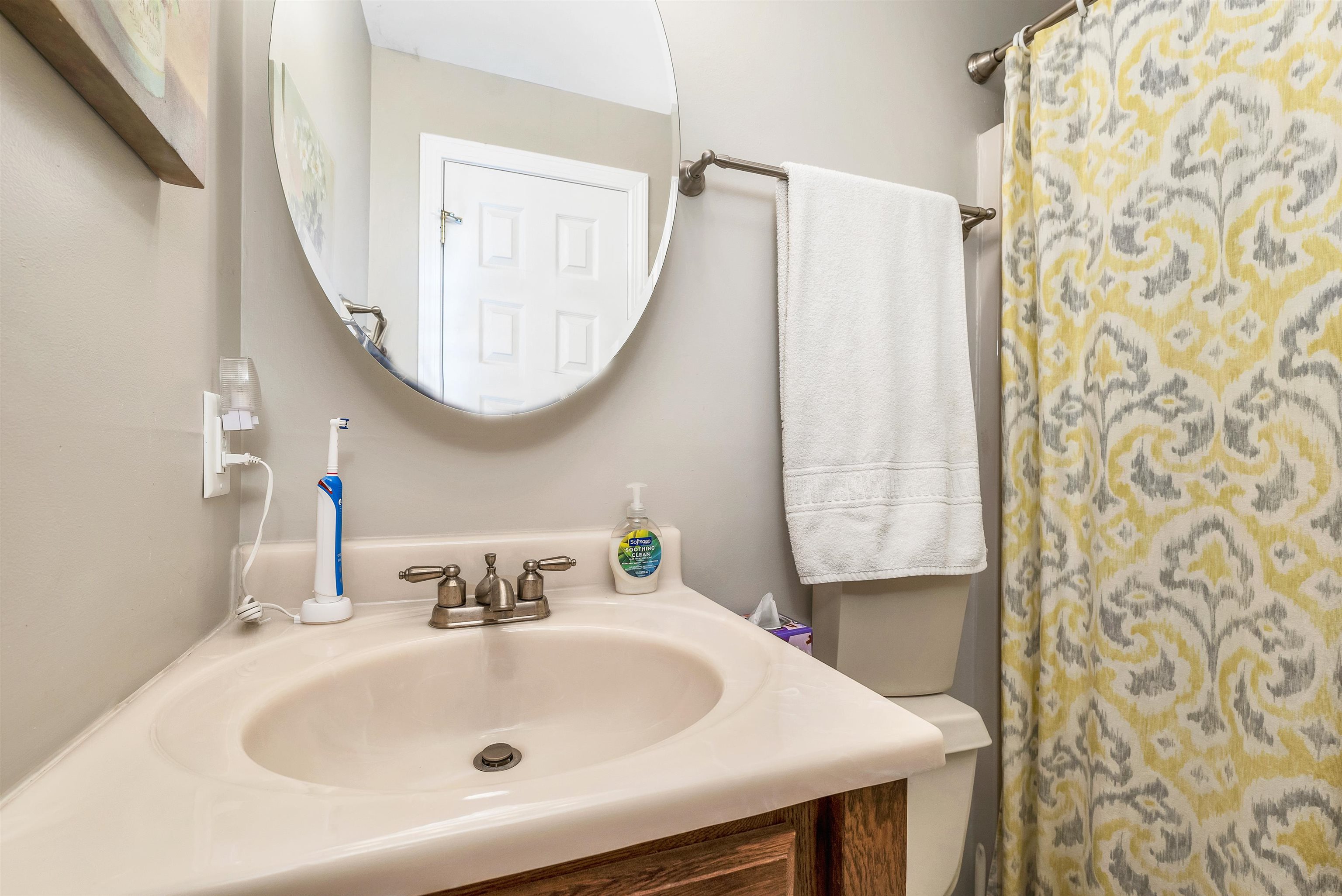 53 Evergreens Drive Unit: 3