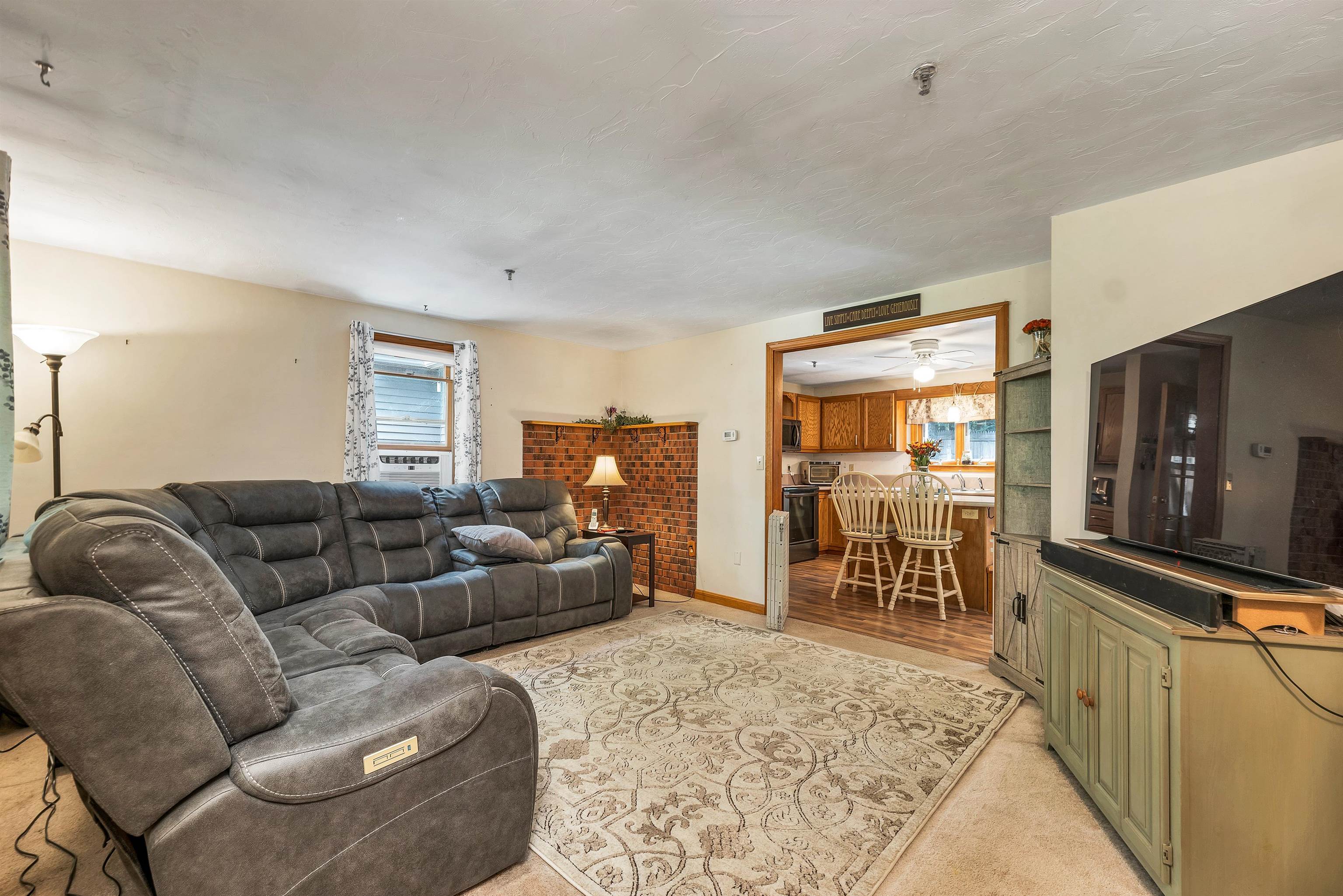 23 Canterbury Crossing