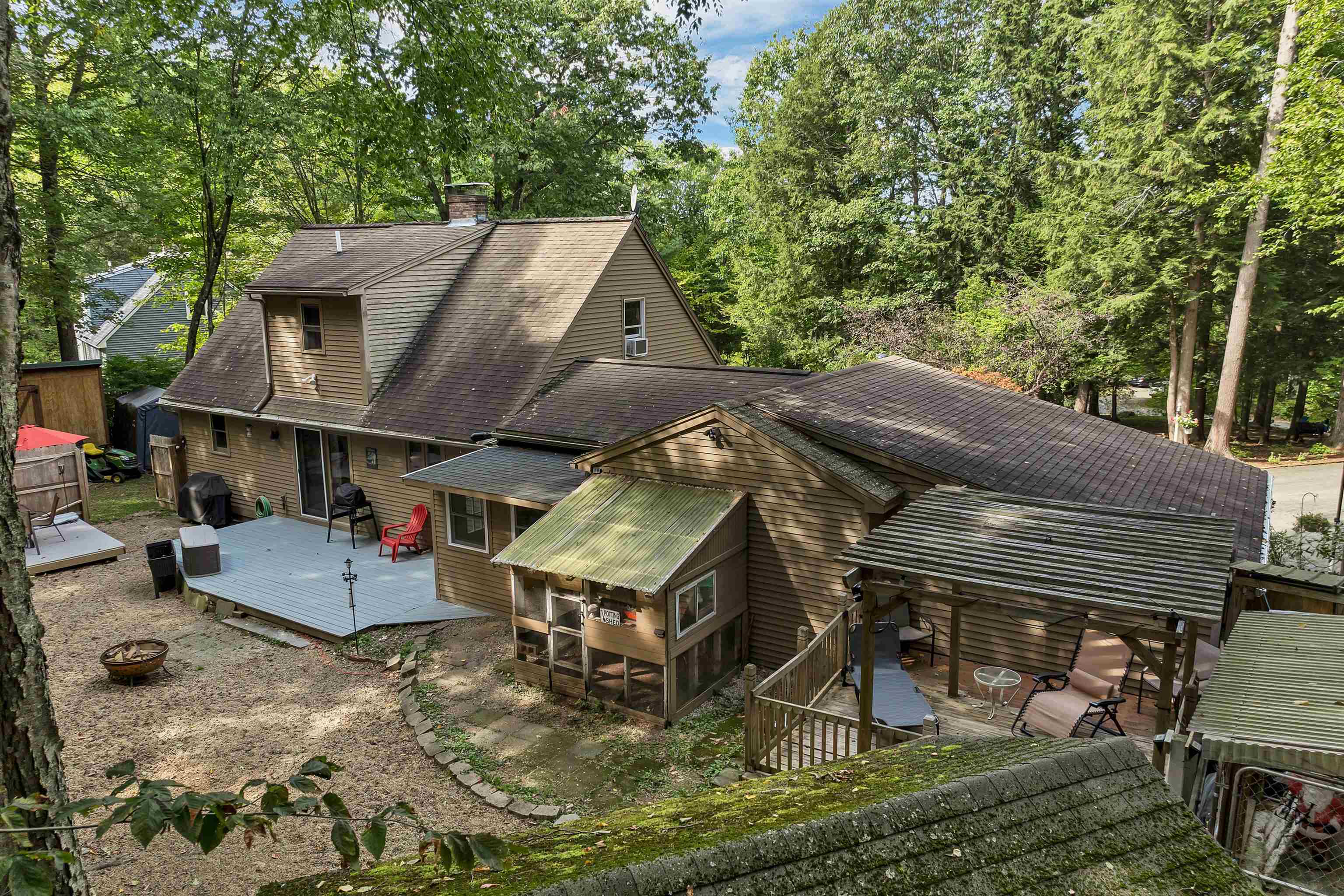 23 Canterbury Crossing