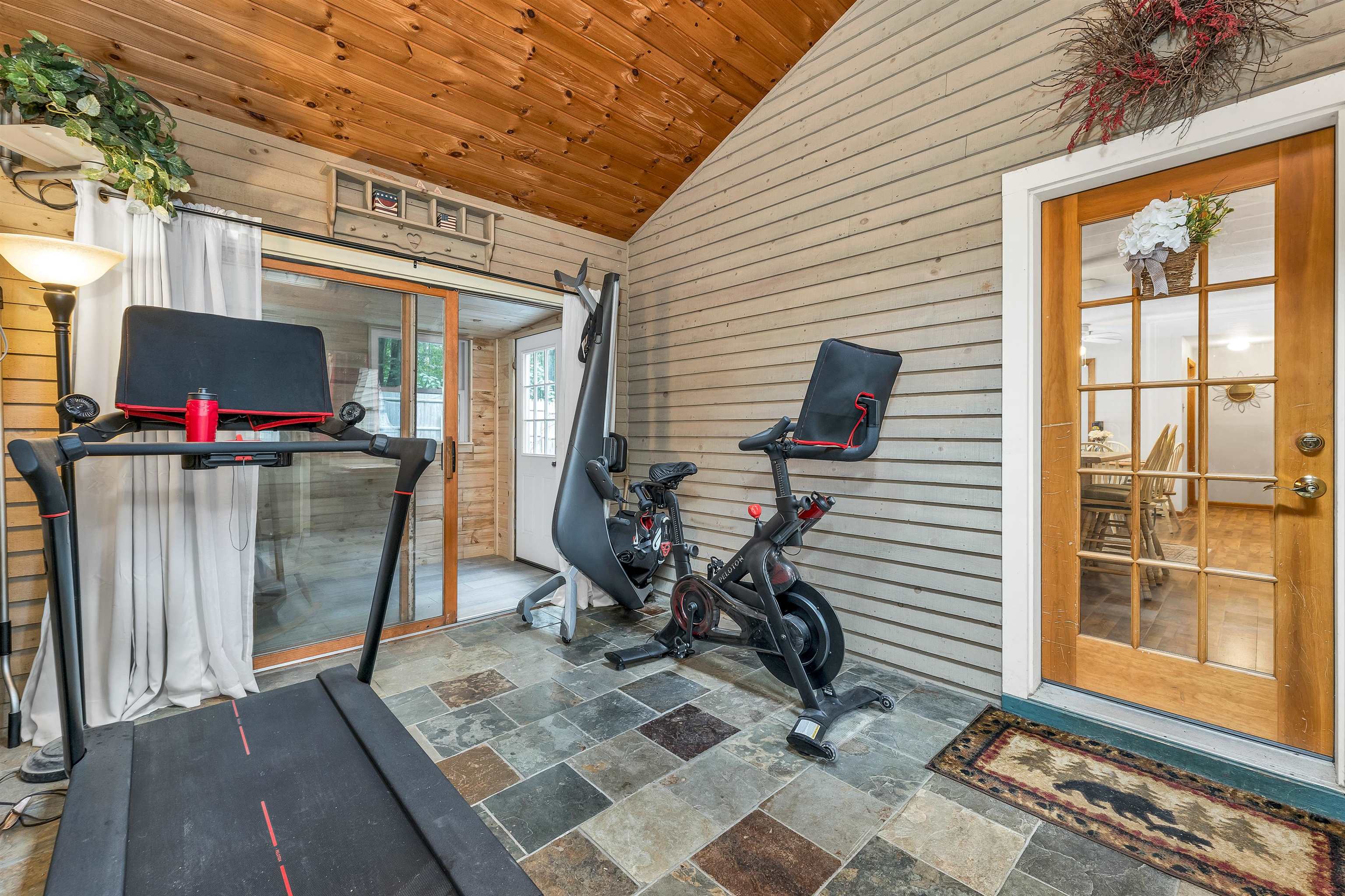 23 Canterbury Crossing