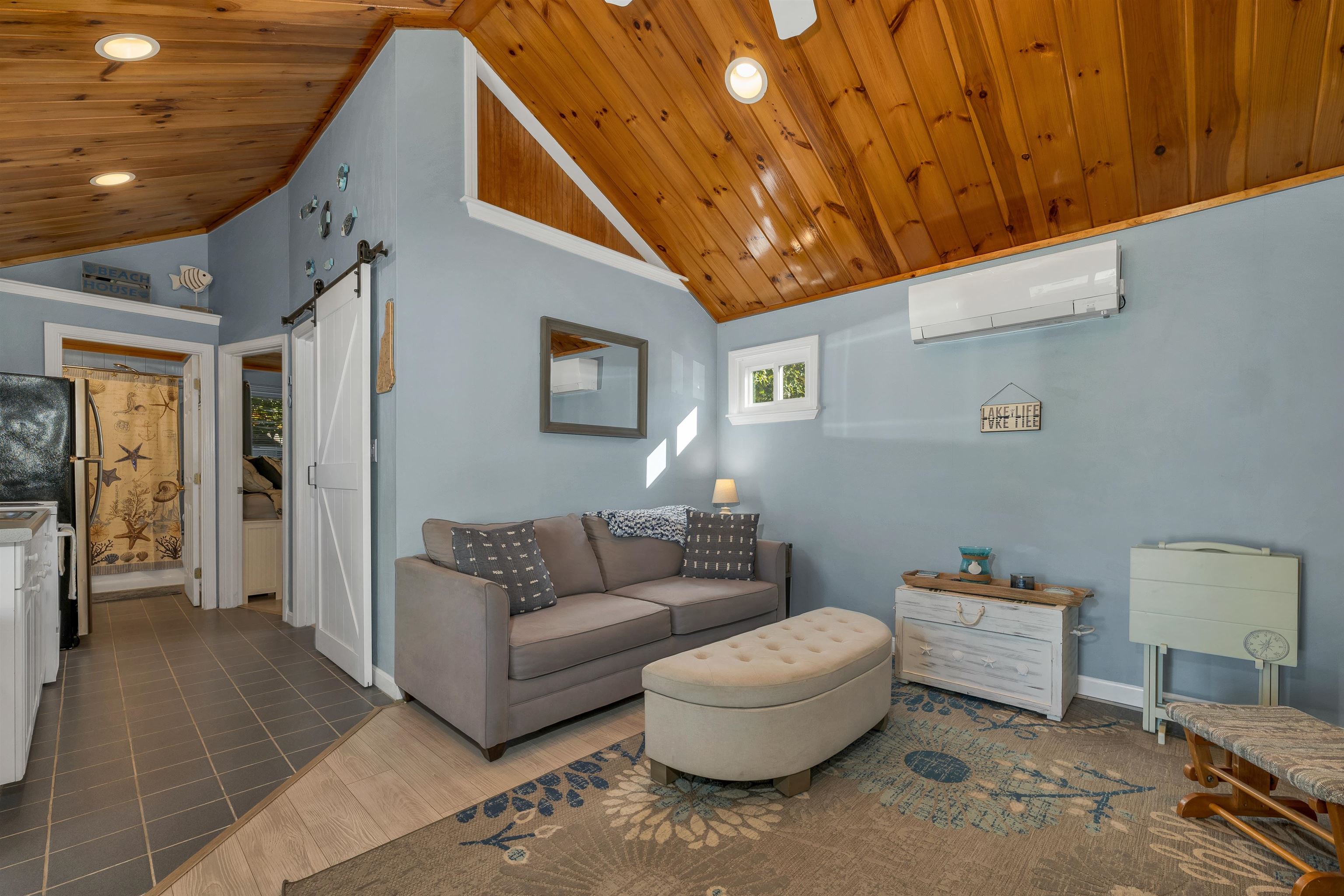 144 Lake Street Unit: 2