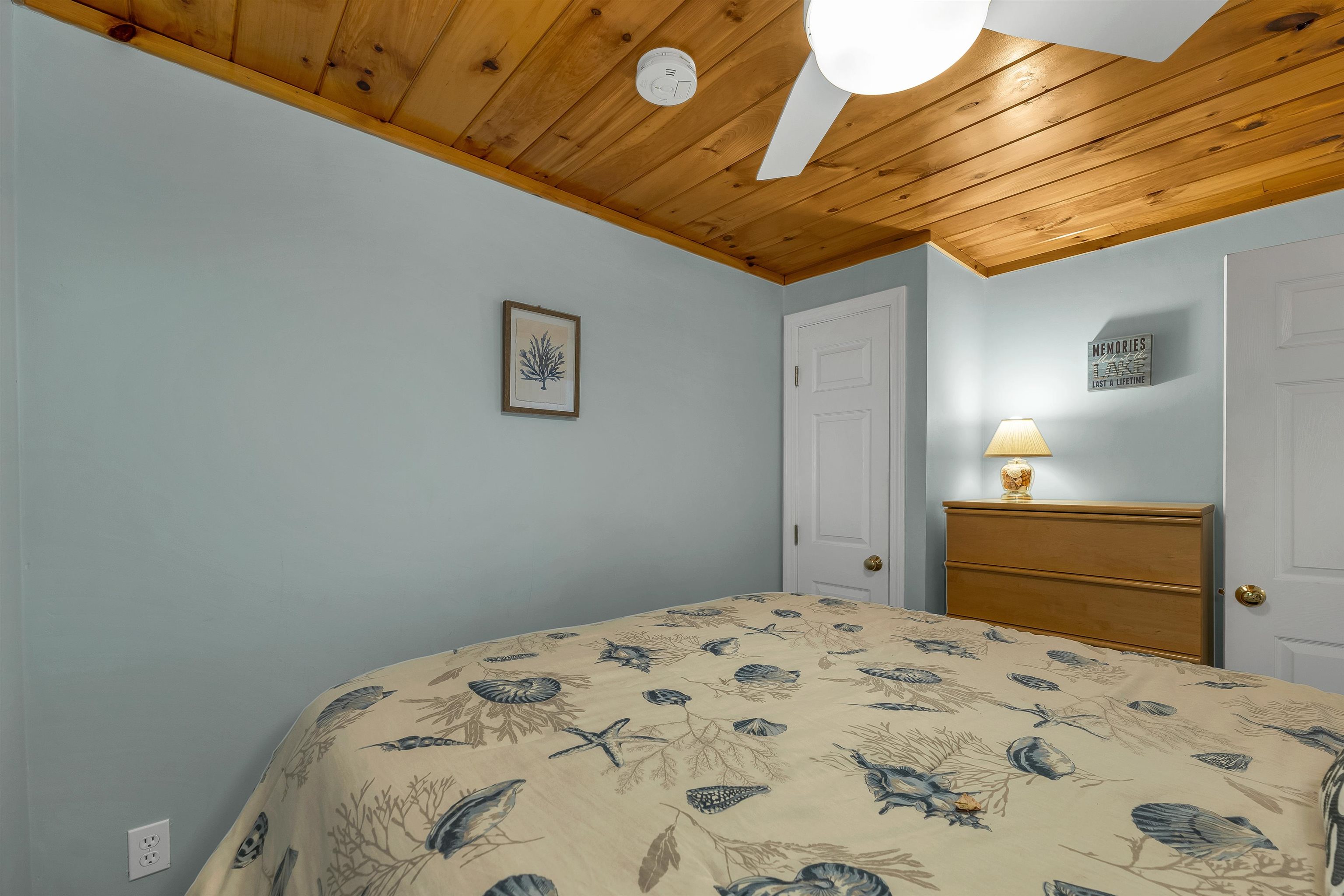 144 Lake Street Unit: 2