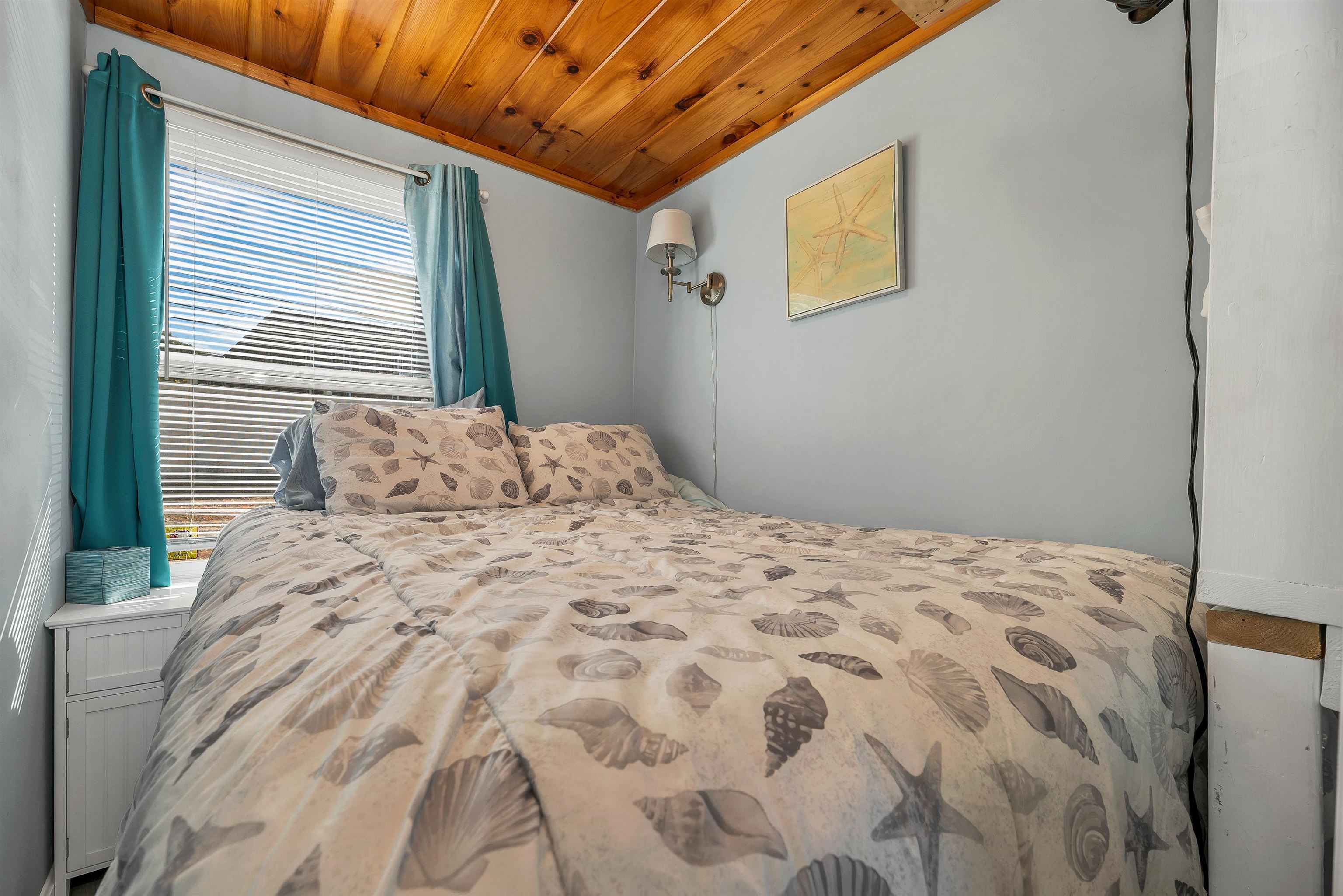 144 Lake Street Unit: 2