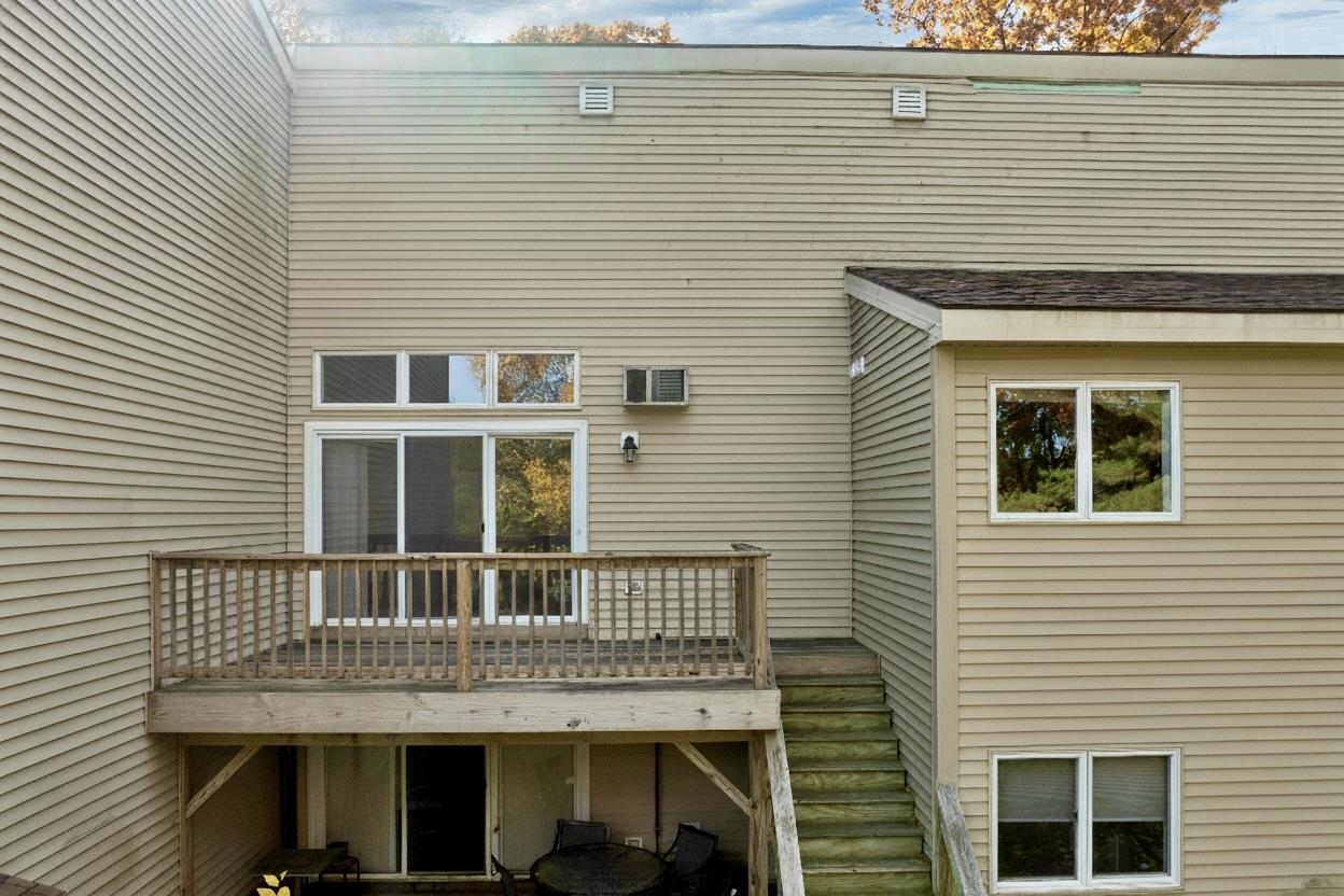 918 N Main Street Unit: 7