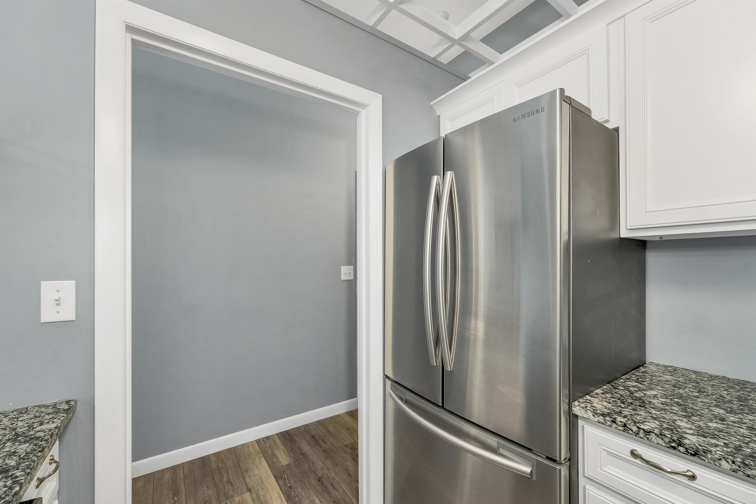 918 N Main Street Unit: 7