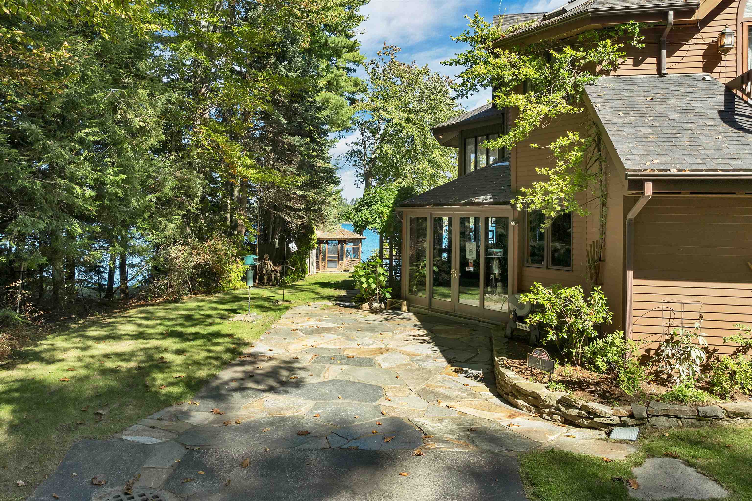 211 Dockham Shore Road