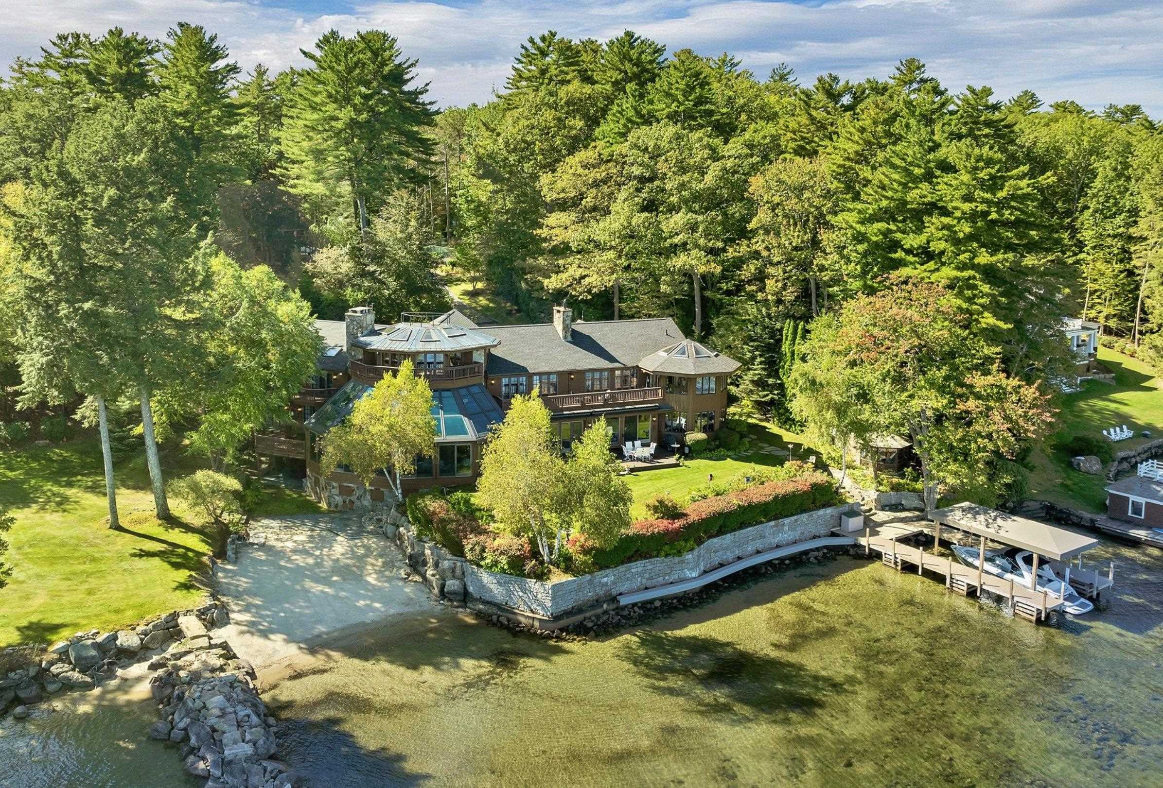 211 Dockham Shore Road