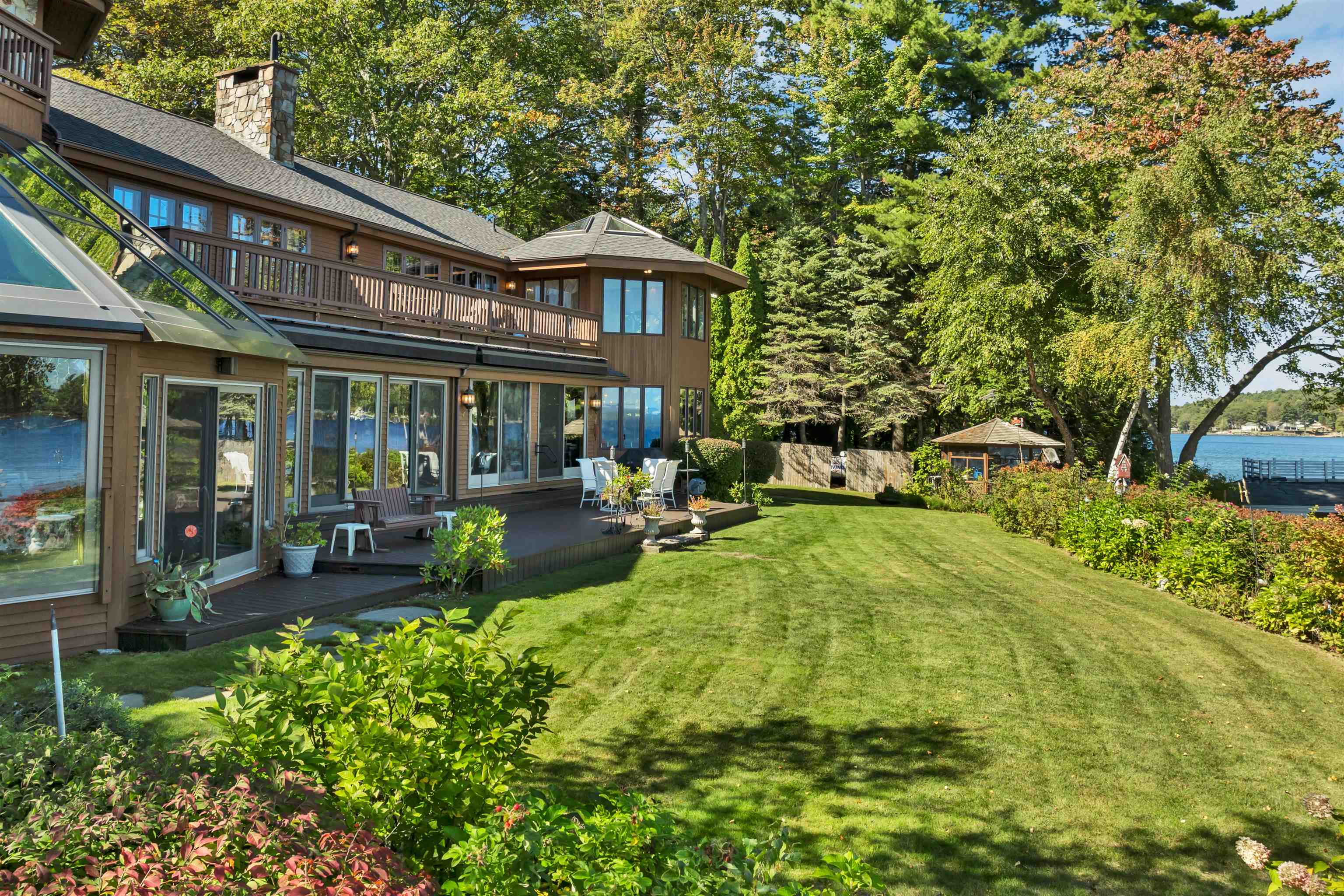 211 Dockham Shore Road