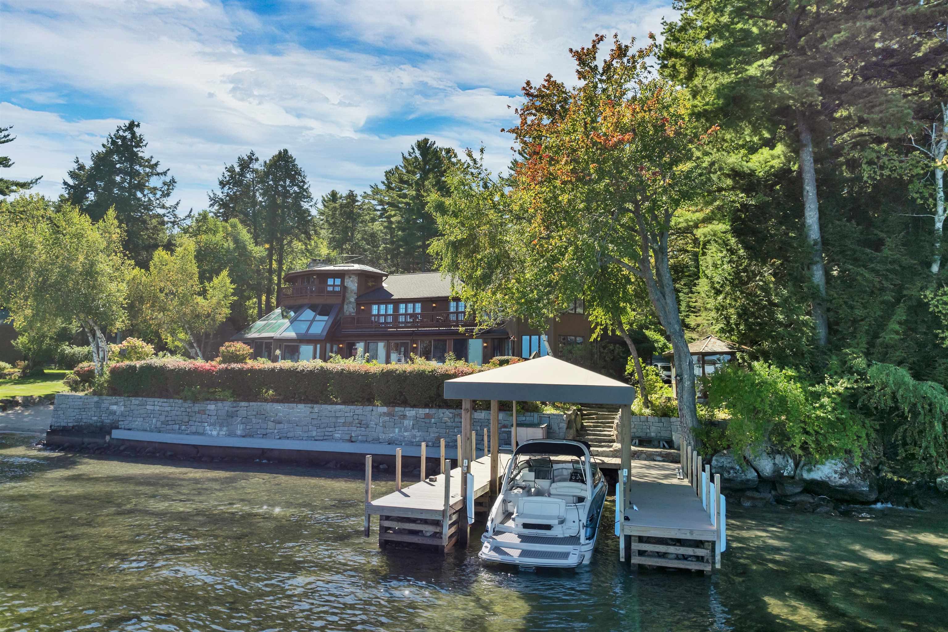 211 Dockham Shore Road