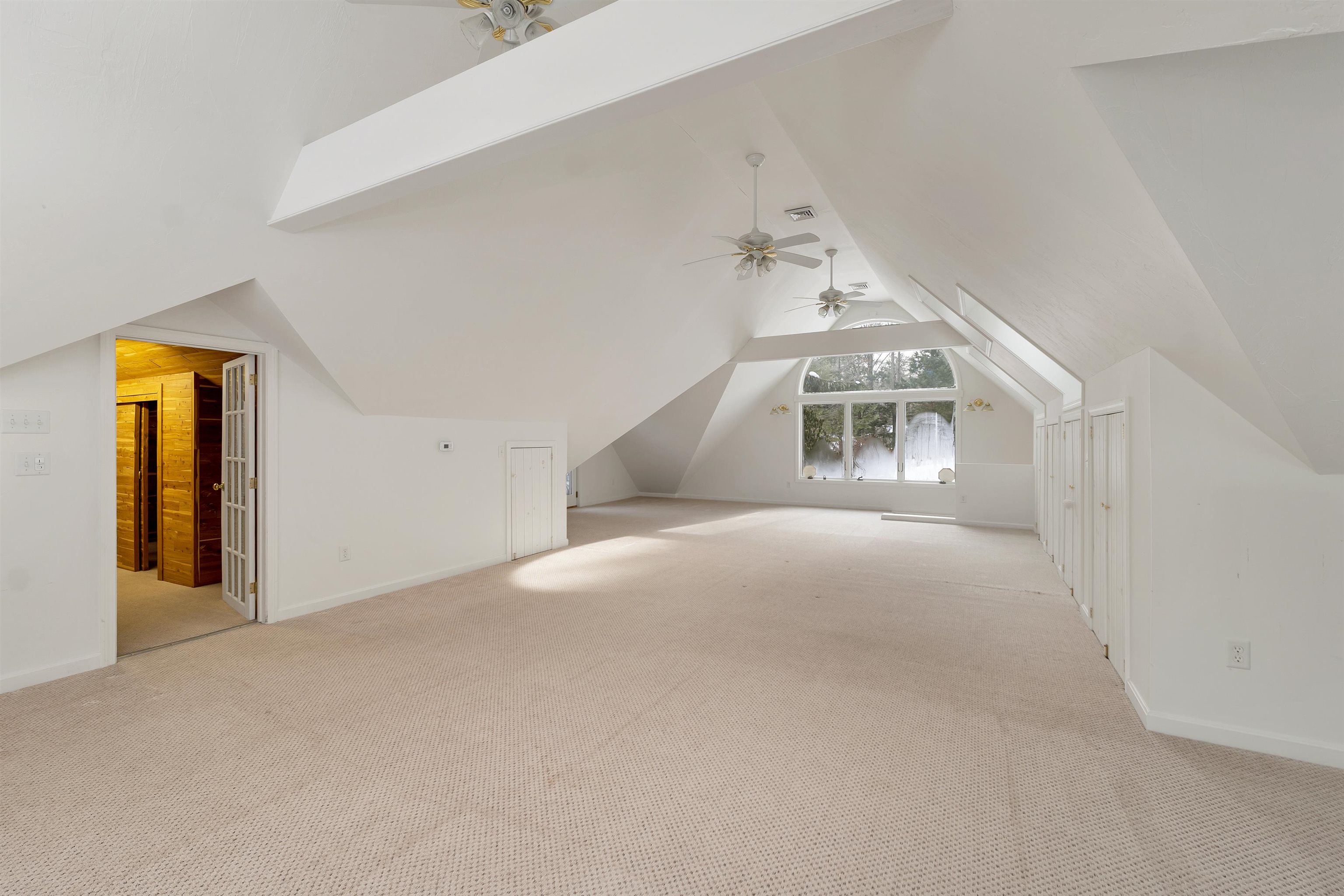 211 Dockham Shore Road